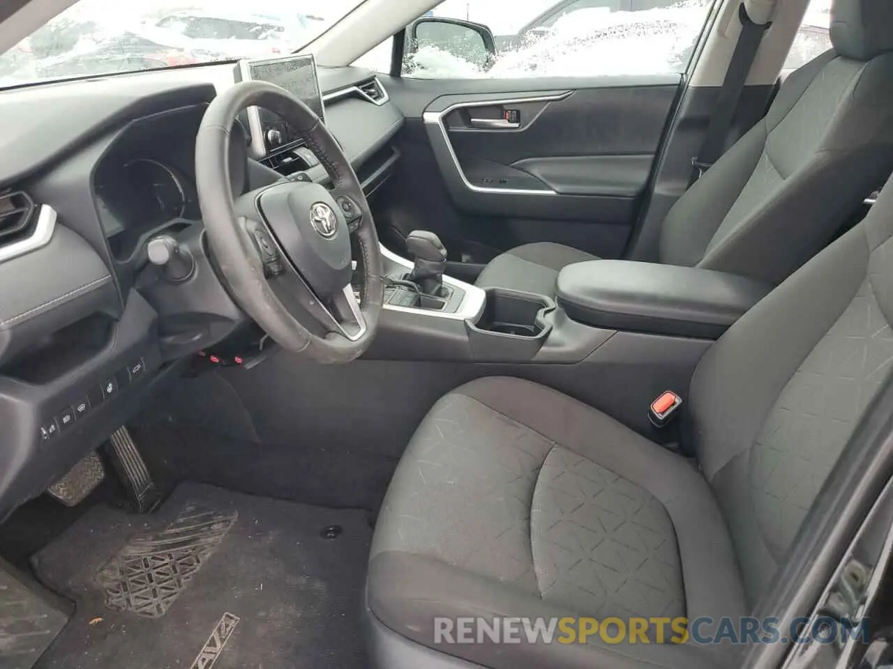 7 Фотография поврежденного автомобиля 2T3R1RFV9PC360631 TOYOTA RAV4 2023