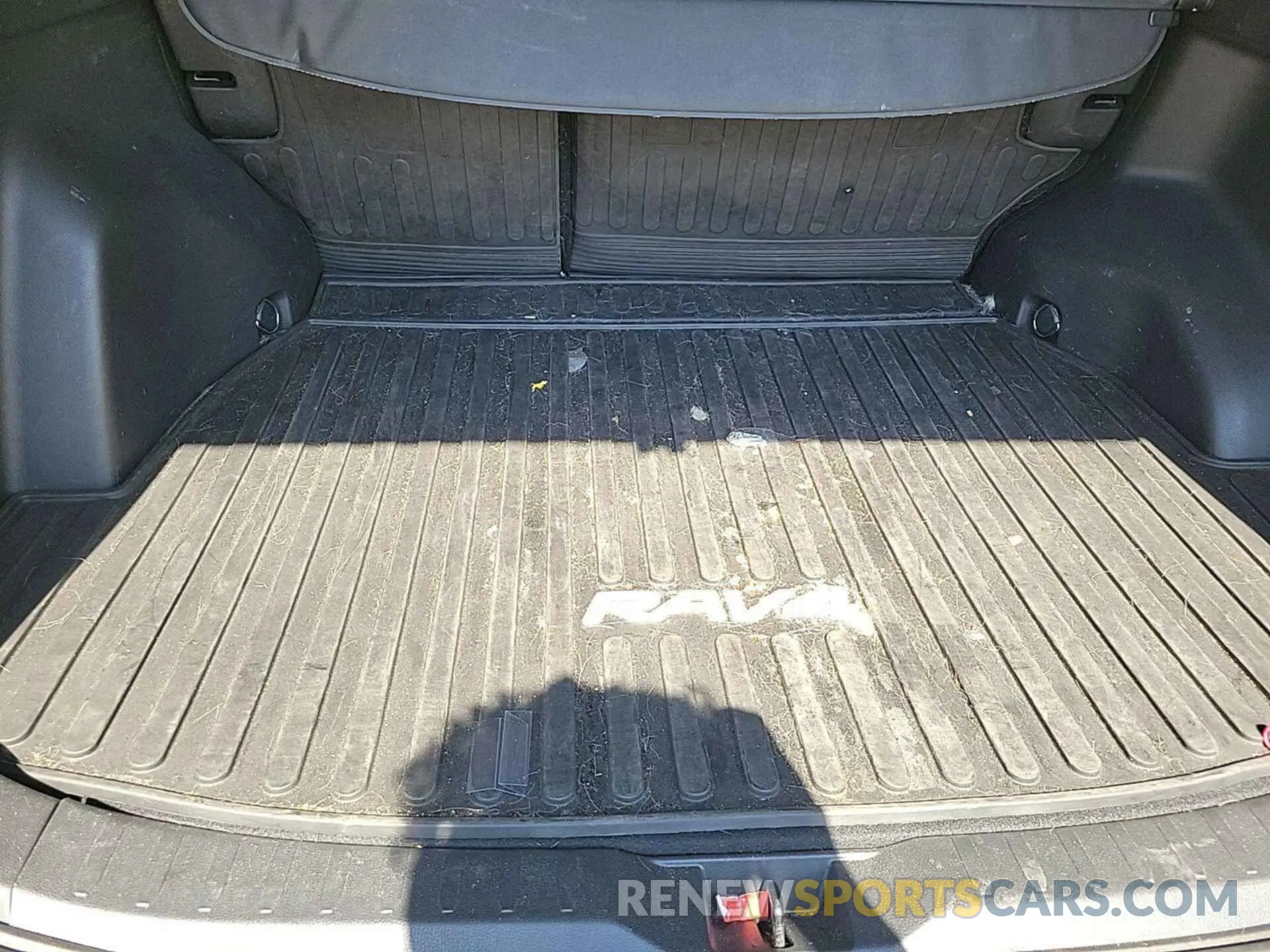 20 Photograph of a damaged car 2T3RWRFV4PW172048 TOYOTA RAV4 2023