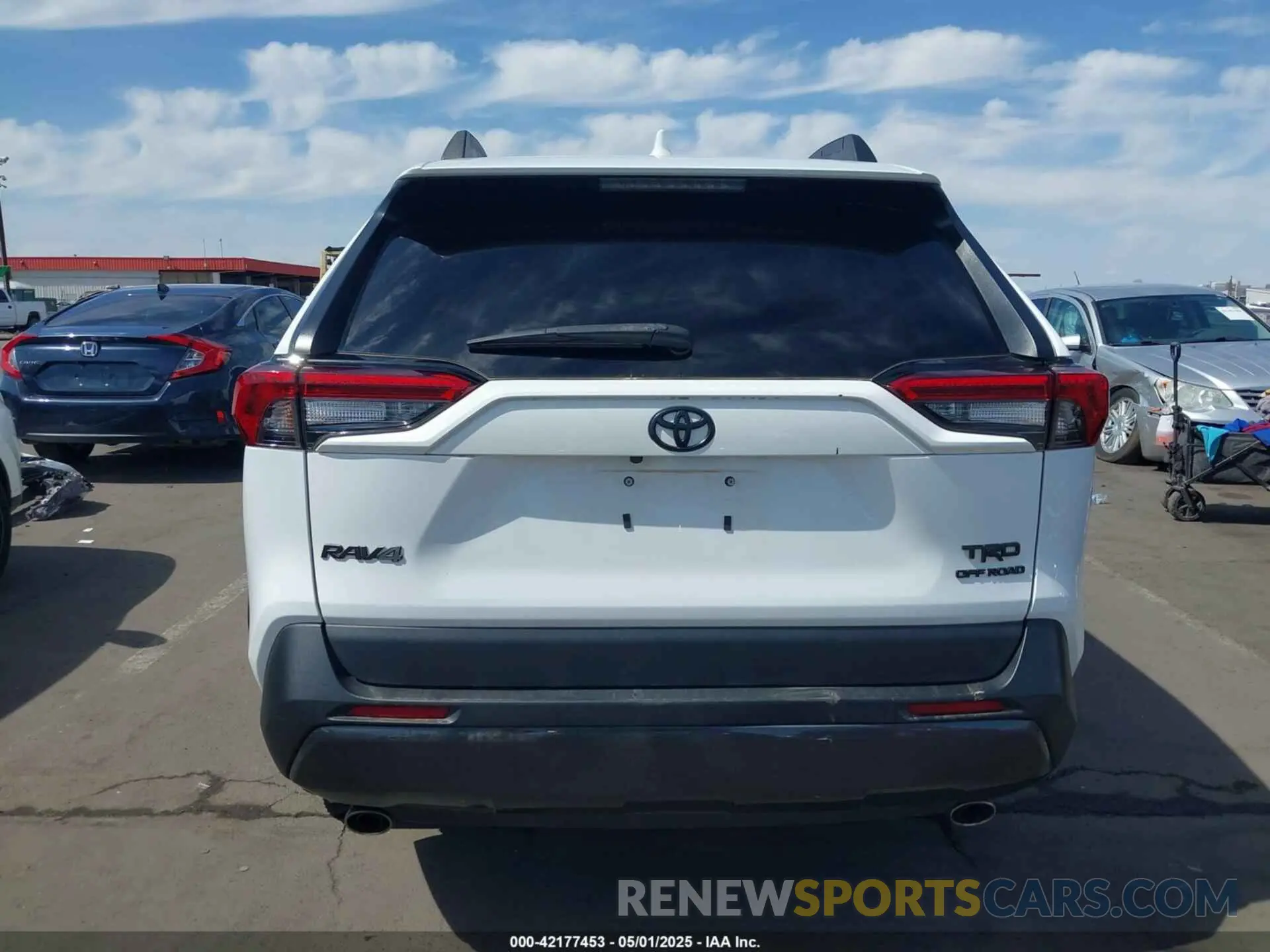 17 Фотография поврежденного автомобиля 2T3S1RFV3PW350466 TOYOTA RAV4 2023