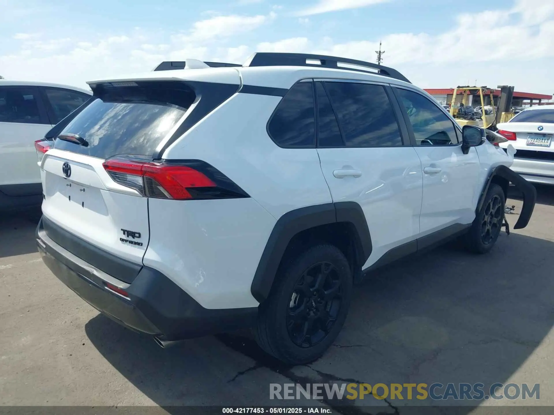 4 Фотография поврежденного автомобиля 2T3S1RFV3PW350466 TOYOTA RAV4 2023