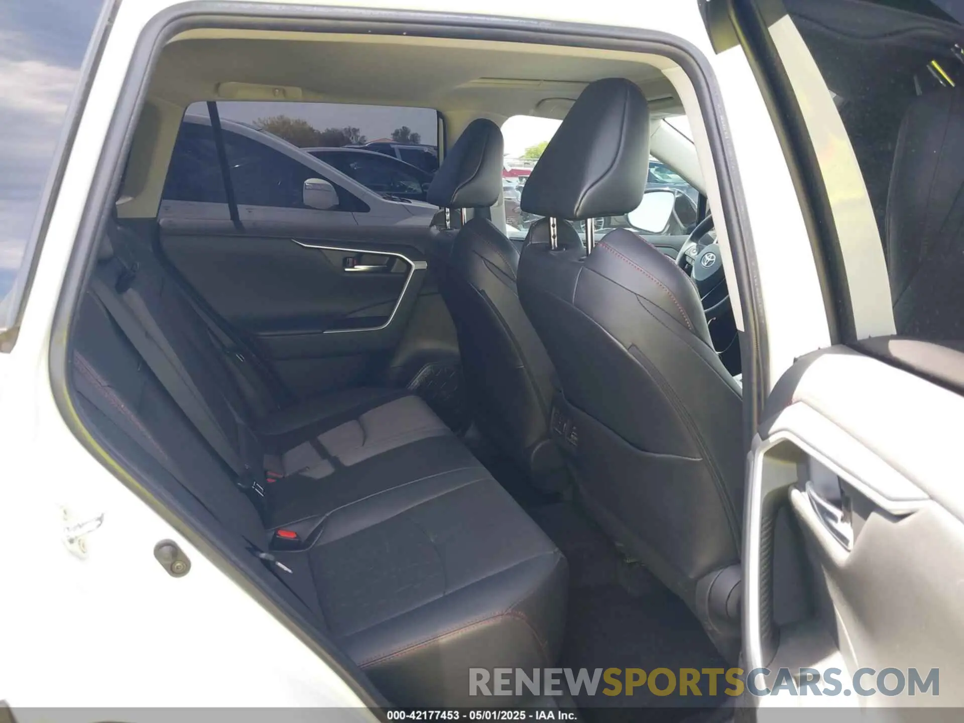 8 Фотография поврежденного автомобиля 2T3S1RFV3PW350466 TOYOTA RAV4 2023