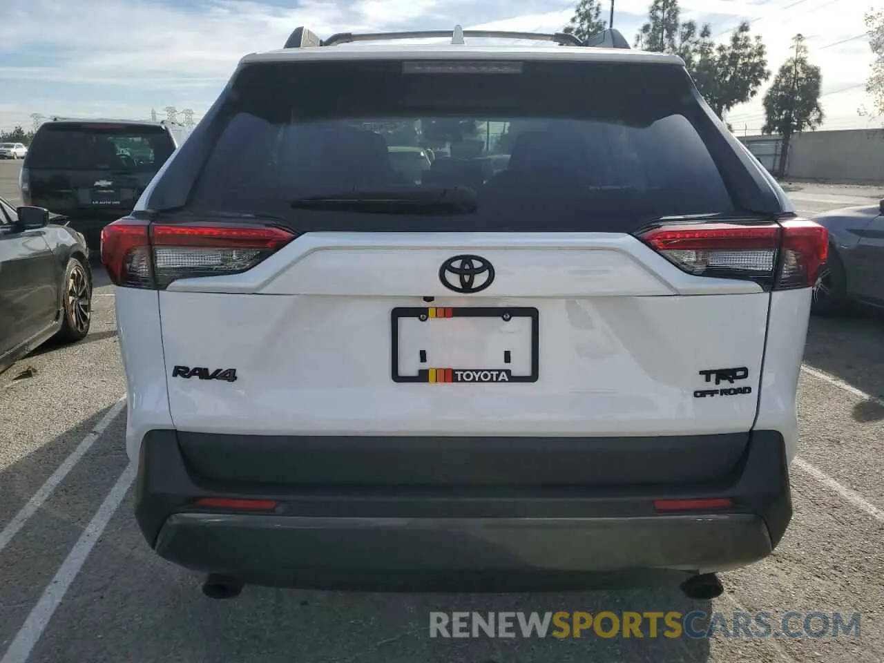 6 Фотография поврежденного автомобиля 2T3S1RFVXPW408167 TOYOTA RAV4 2023