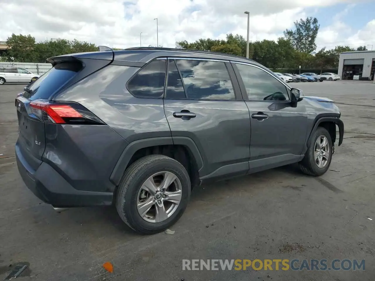 3 Photograph of a damaged car 2T3W1RFV0PW239875 TOYOTA RAV4 2023