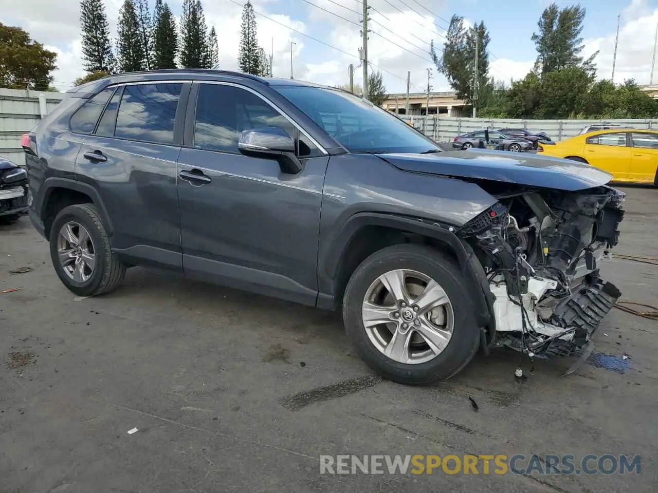 4 Photograph of a damaged car 2T3W1RFV0PW239875 TOYOTA RAV4 2023