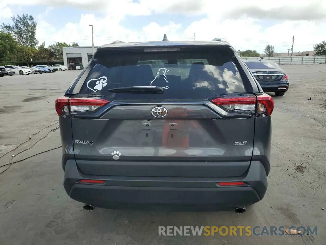6 Photograph of a damaged car 2T3W1RFV0PW239875 TOYOTA RAV4 2023