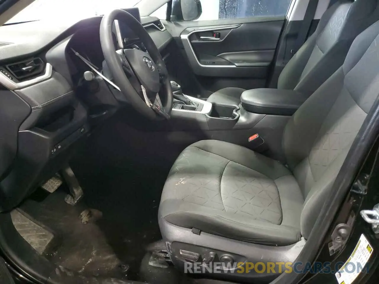 7 Фотография поврежденного автомобиля 2T3W1RFV0PW248771 TOYOTA RAV4 2023