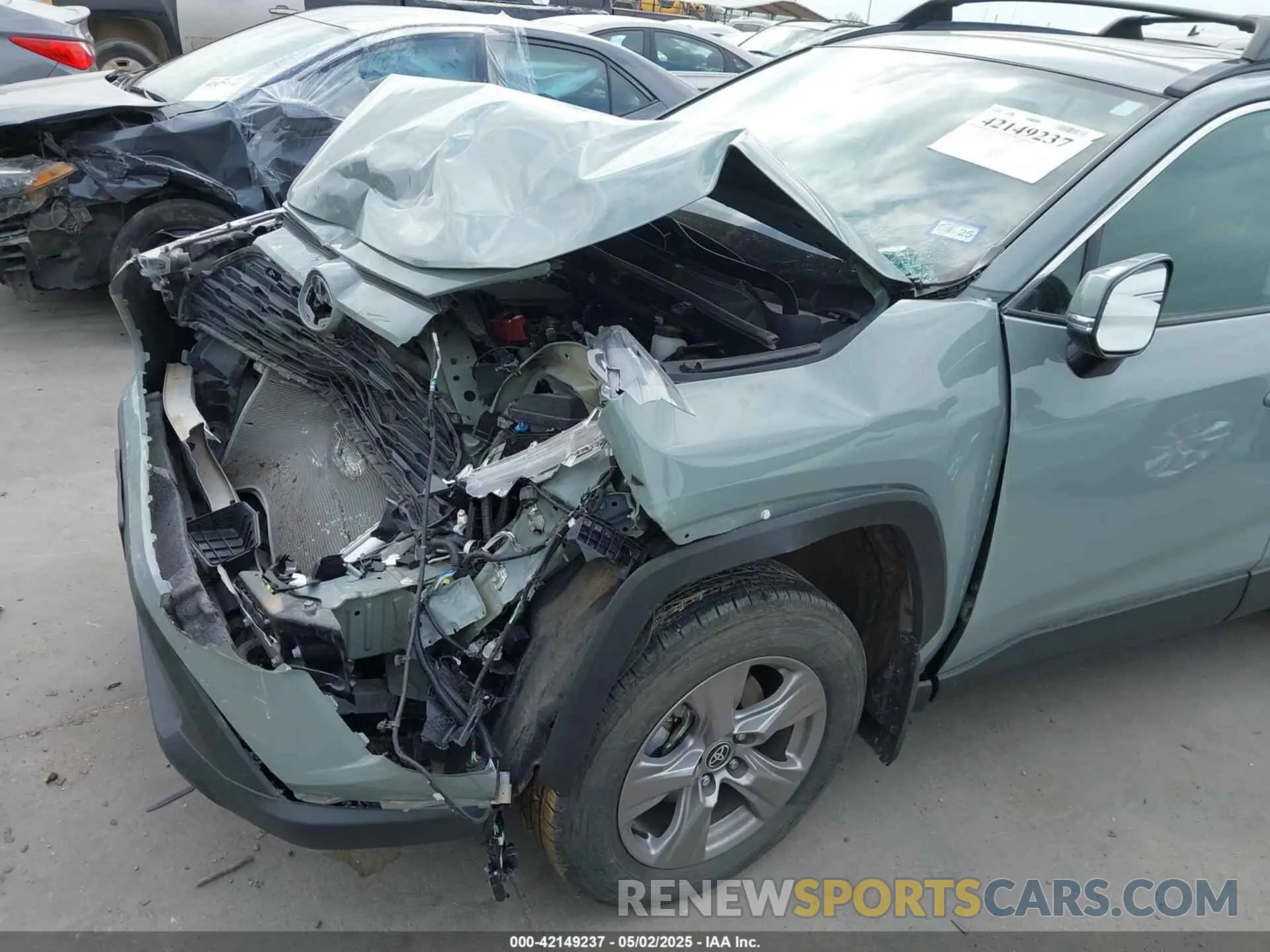 6 Photograph of a damaged car 2T3W1RFV0PW292575 TOYOTA RAV4 2023
