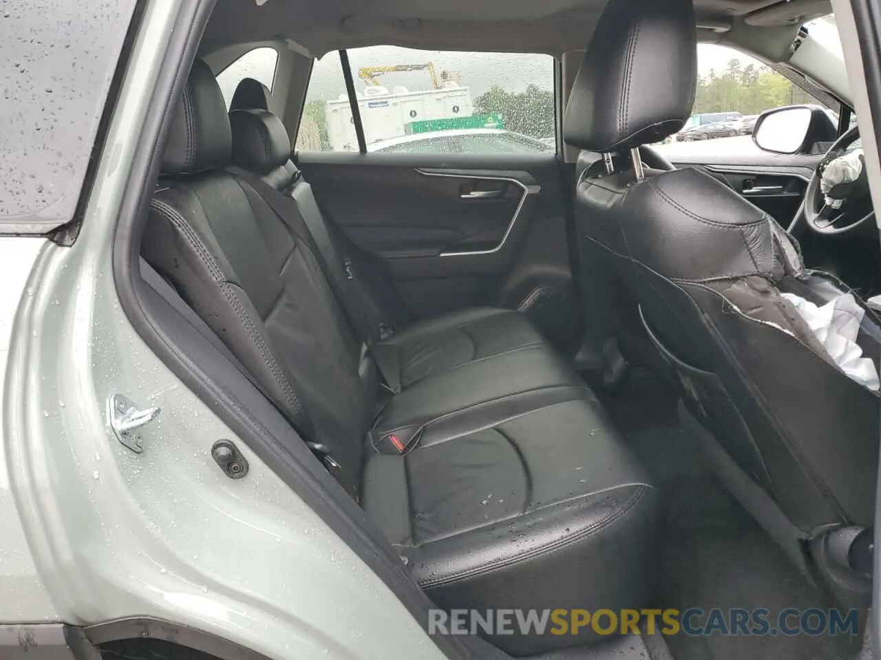 11 Photograph of a damaged car 2T3W1RFV0PW299168 TOYOTA RAV4 2023