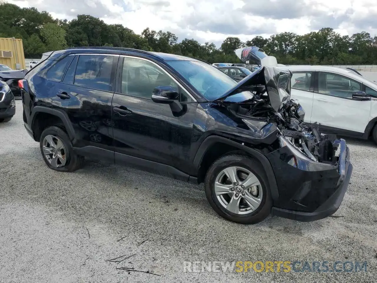 4 Photograph of a damaged car 2T3W1RFV1PW266907 TOYOTA RAV4 2023