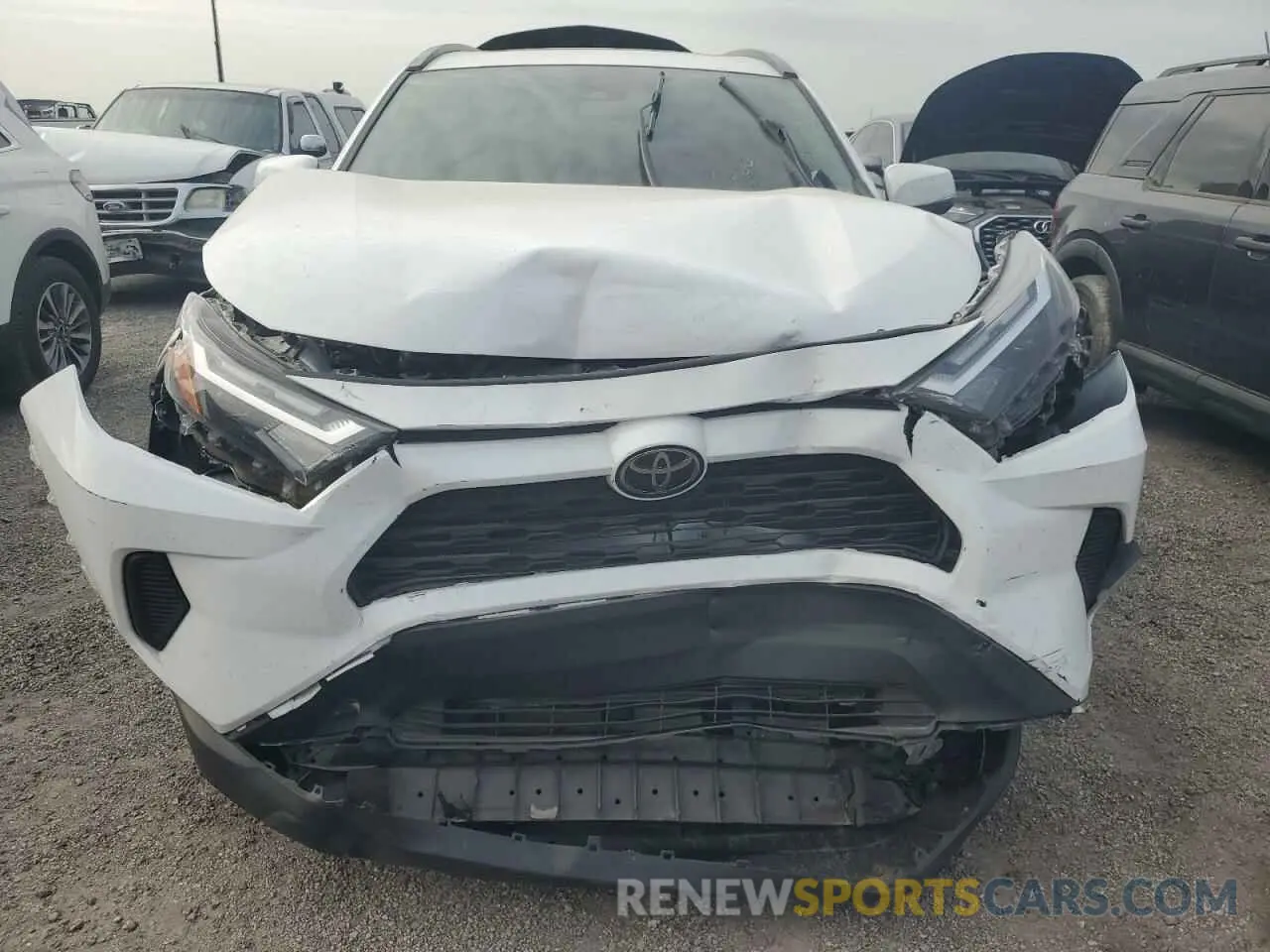 5 Photograph of a damaged car 2T3W1RFV2PC218477 TOYOTA RAV4 2023