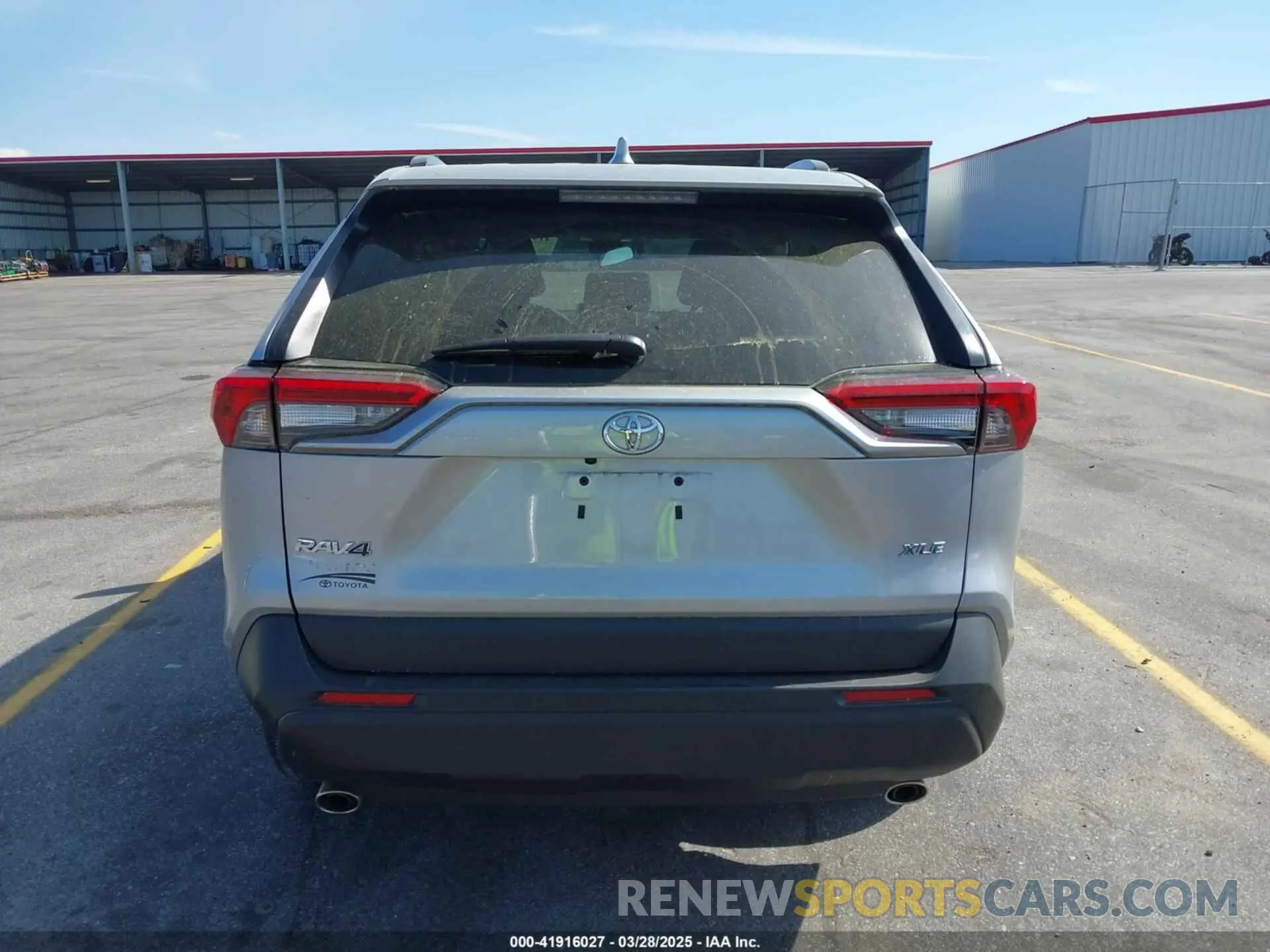 15 Photograph of a damaged car 2T3W1RFV2PC230208 TOYOTA RAV4 2023