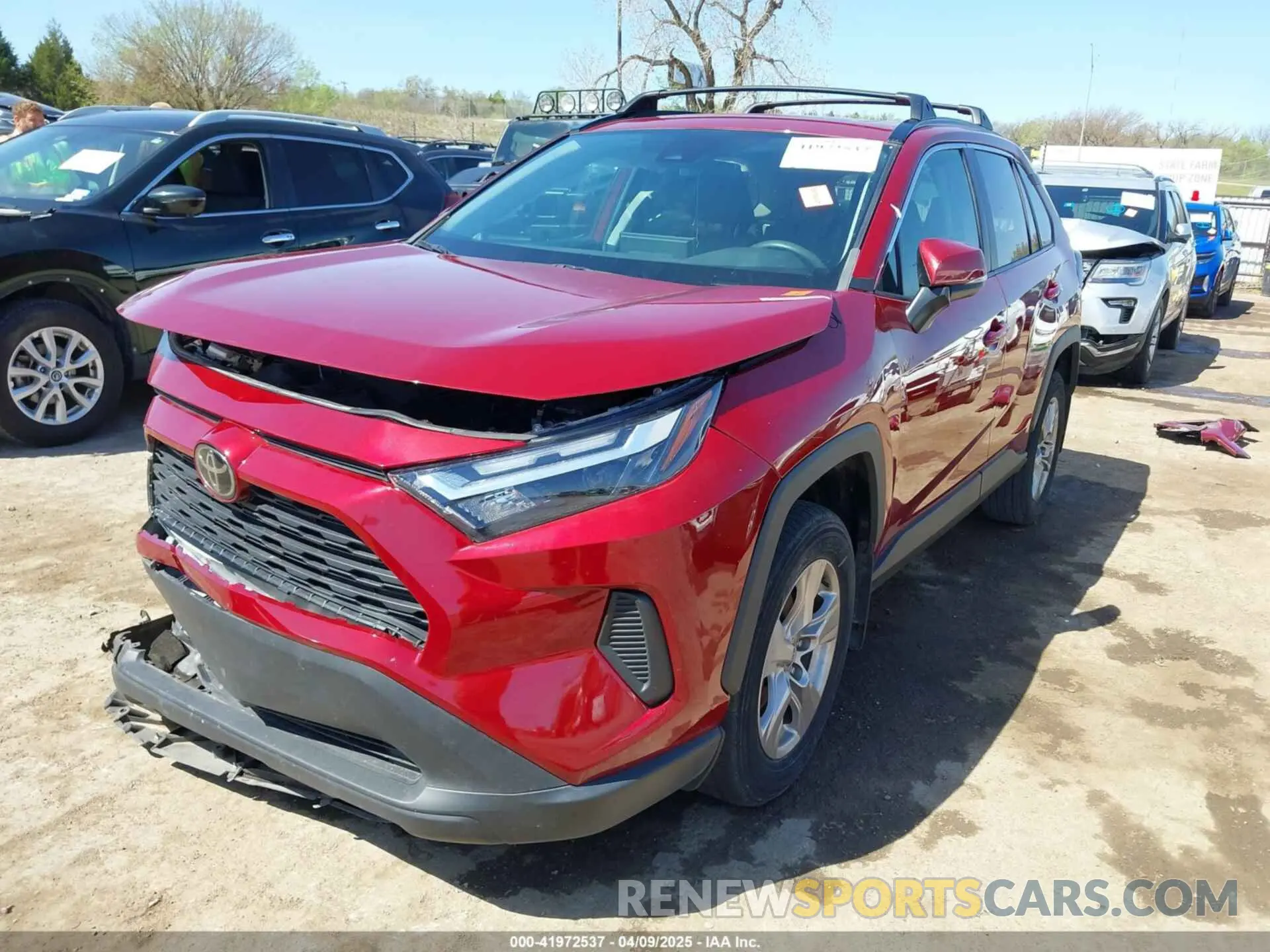 2 Photograph of a damaged car 2T3W1RFV3PW242172 TOYOTA RAV4 2023