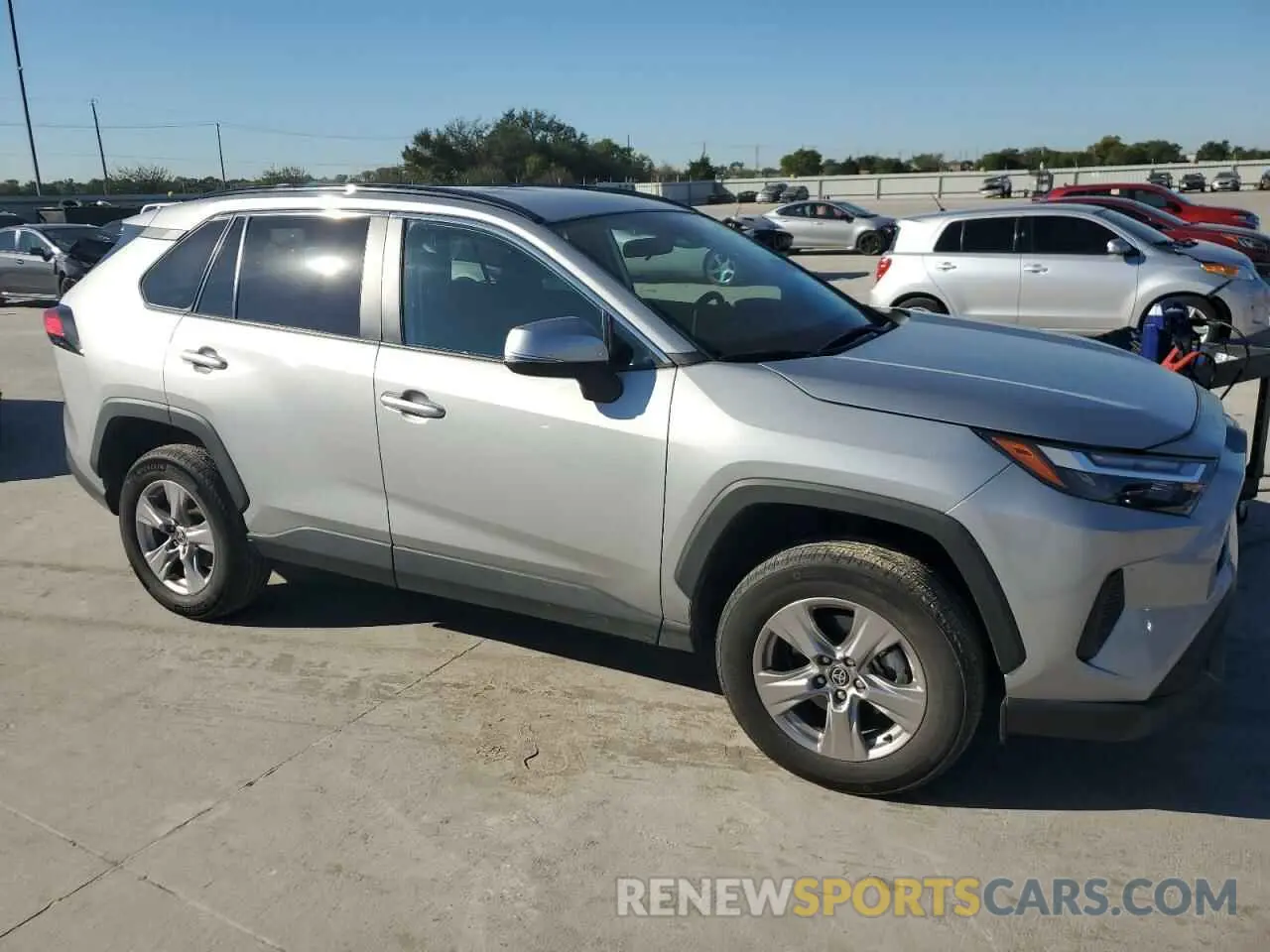 4 Photograph of a damaged car 2T3W1RFV3PW263927 TOYOTA RAV4 2023