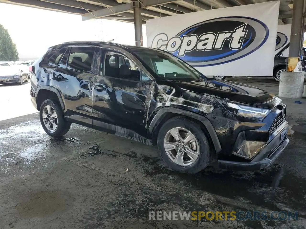 4 Photograph of a damaged car 2T3W1RFV3PW279108 TOYOTA RAV4 2023