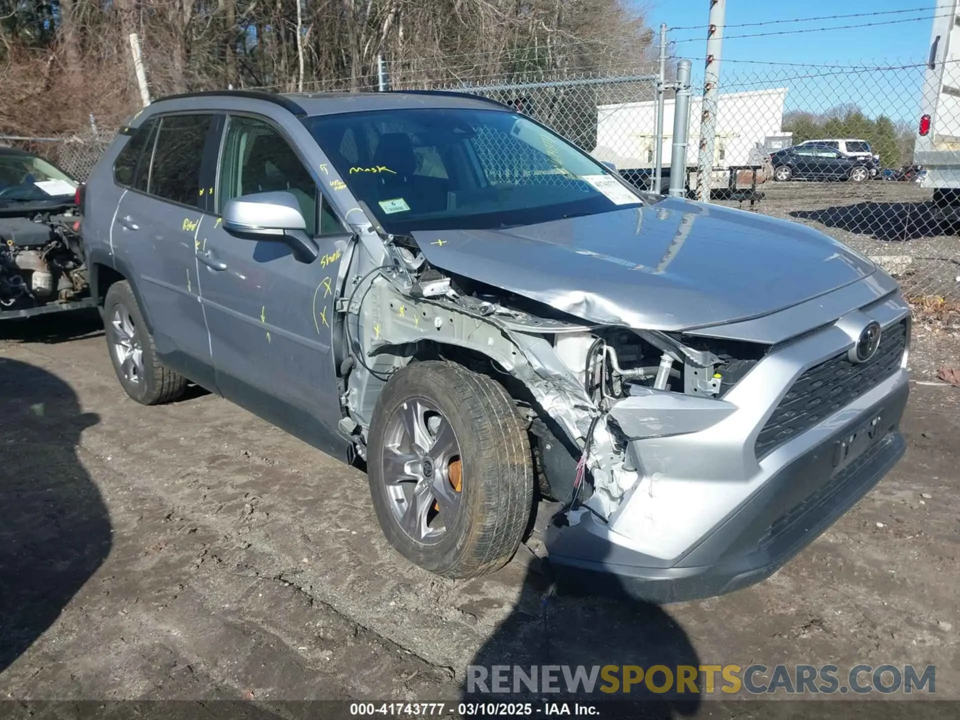 1 Photograph of a damaged car 2T3W1RFV4PC218612 TOYOTA RAV4 2023
