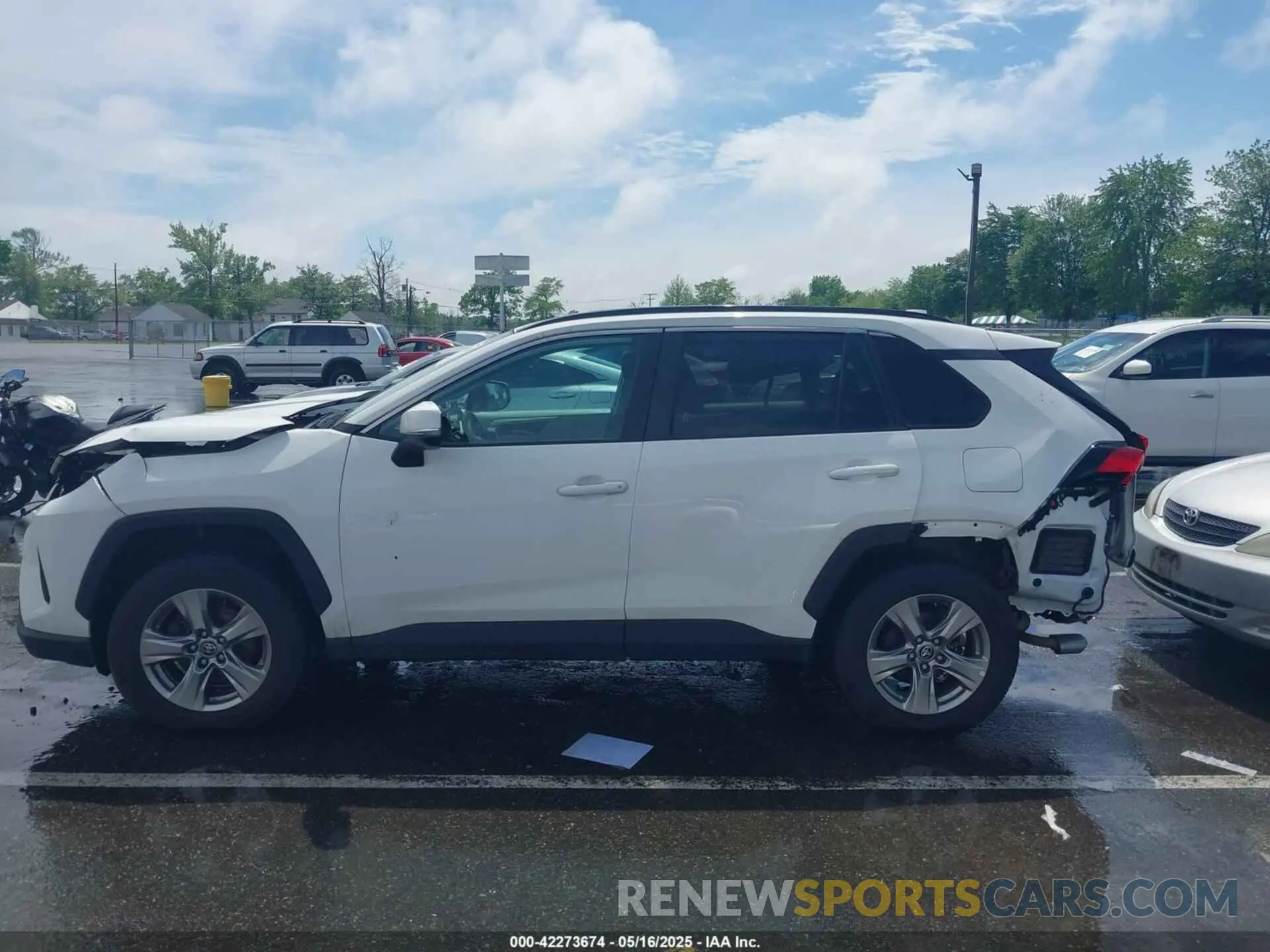 14 Фотография поврежденного автомобиля 2T3W1RFV4PC231599 TOYOTA RAV4 2023
