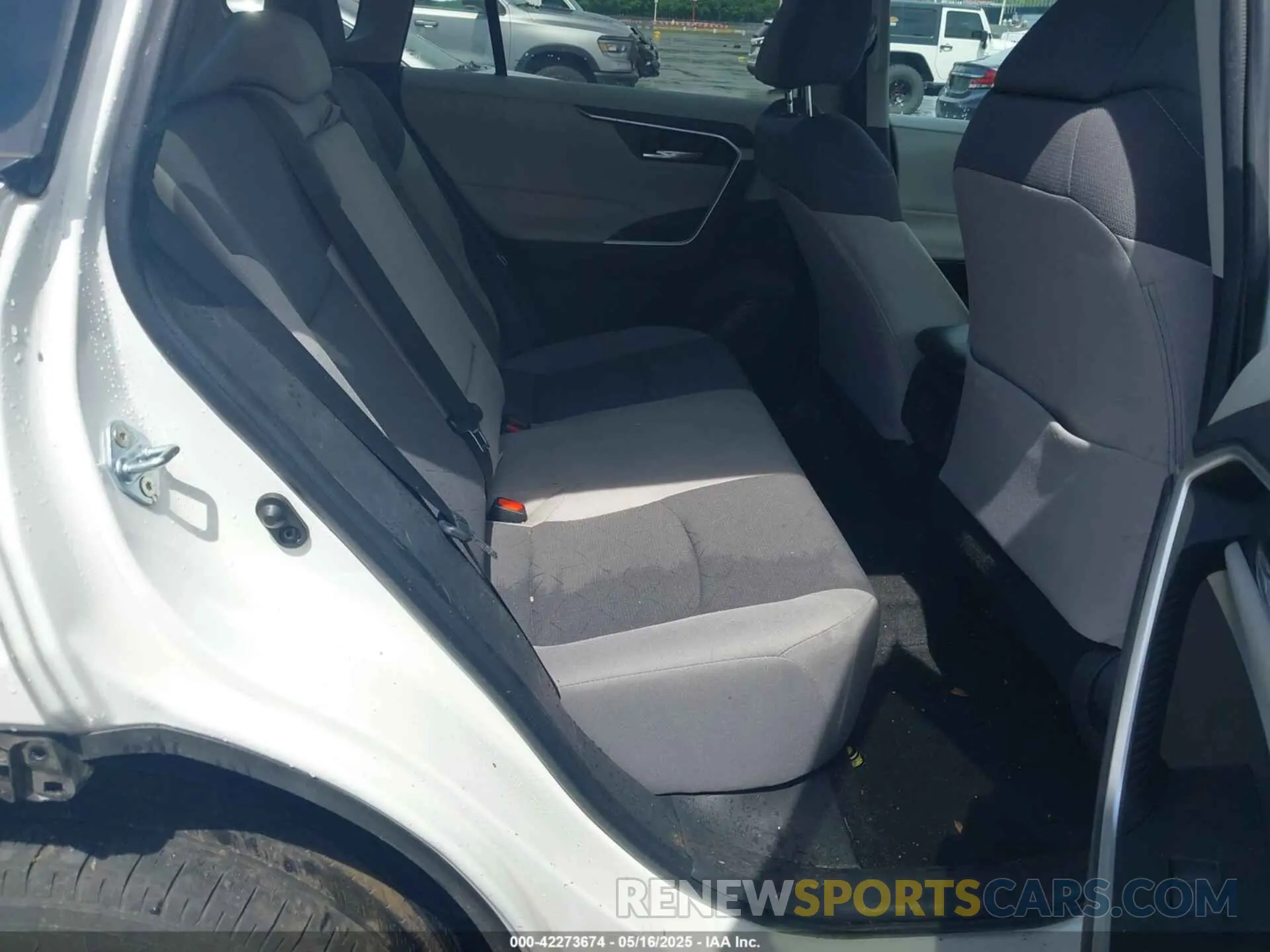 8 Фотография поврежденного автомобиля 2T3W1RFV4PC231599 TOYOTA RAV4 2023