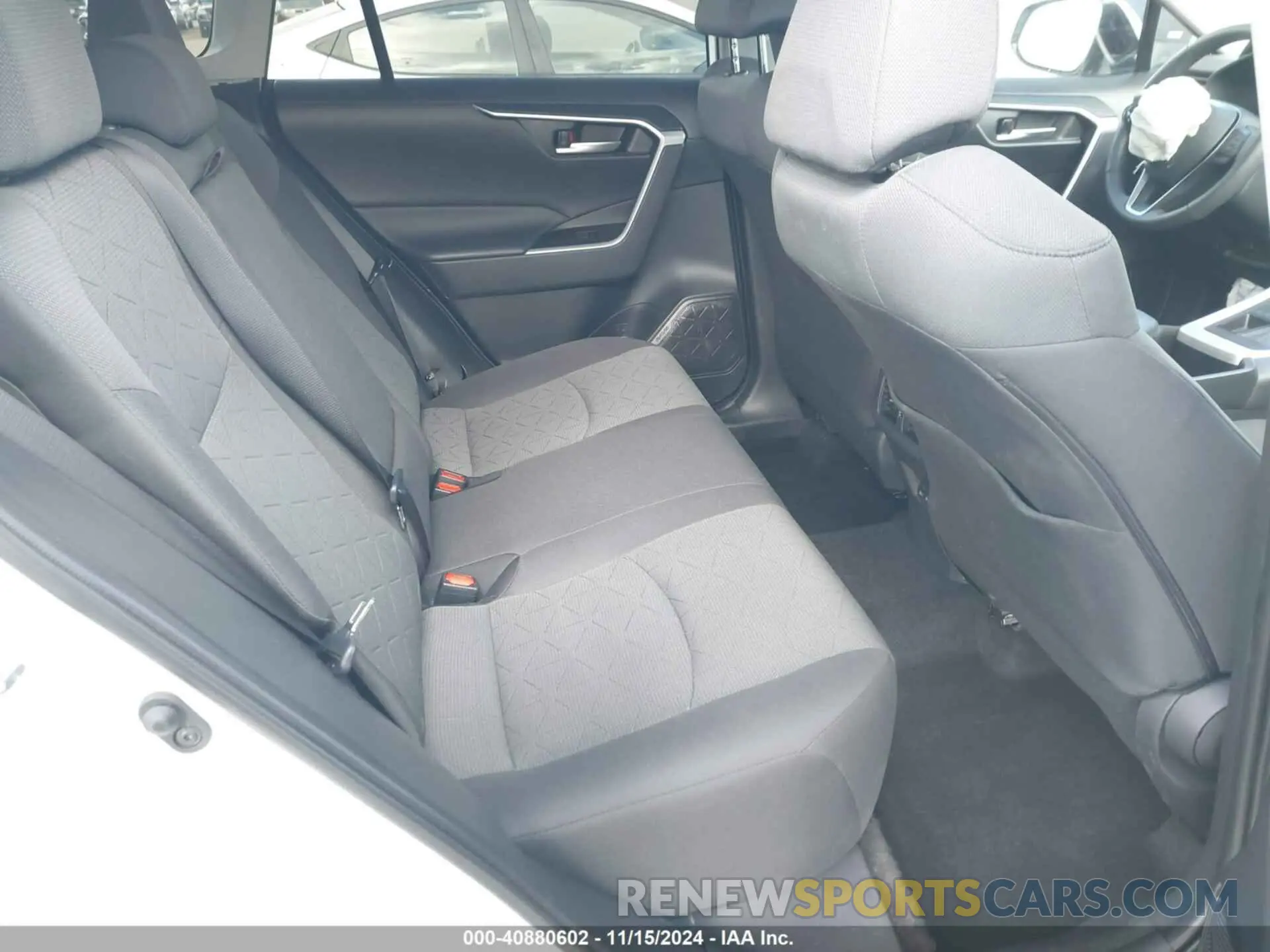 8 Фотография поврежденного автомобиля 2T3W1RFV7PC245416 TOYOTA RAV4 2023