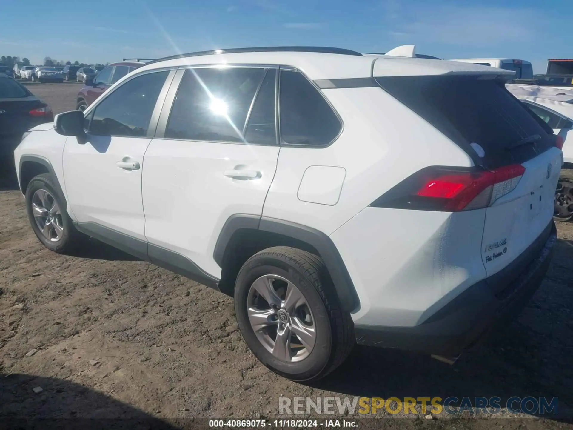 3 Фотография поврежденного автомобиля 2T3W1RFV7PW259119 TOYOTA RAV4 2023