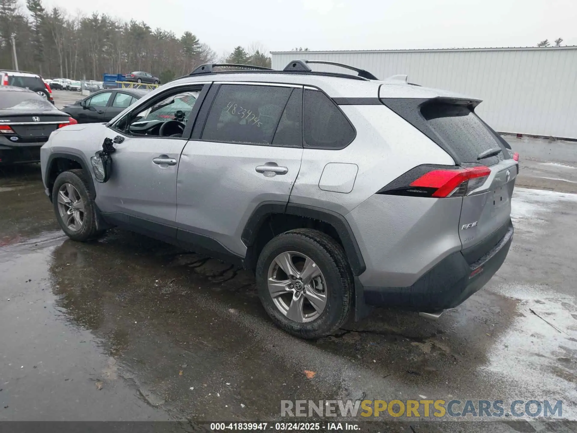 3 Фотография поврежденного автомобиля 2T3W1RFV8PC236871 TOYOTA RAV4 2023