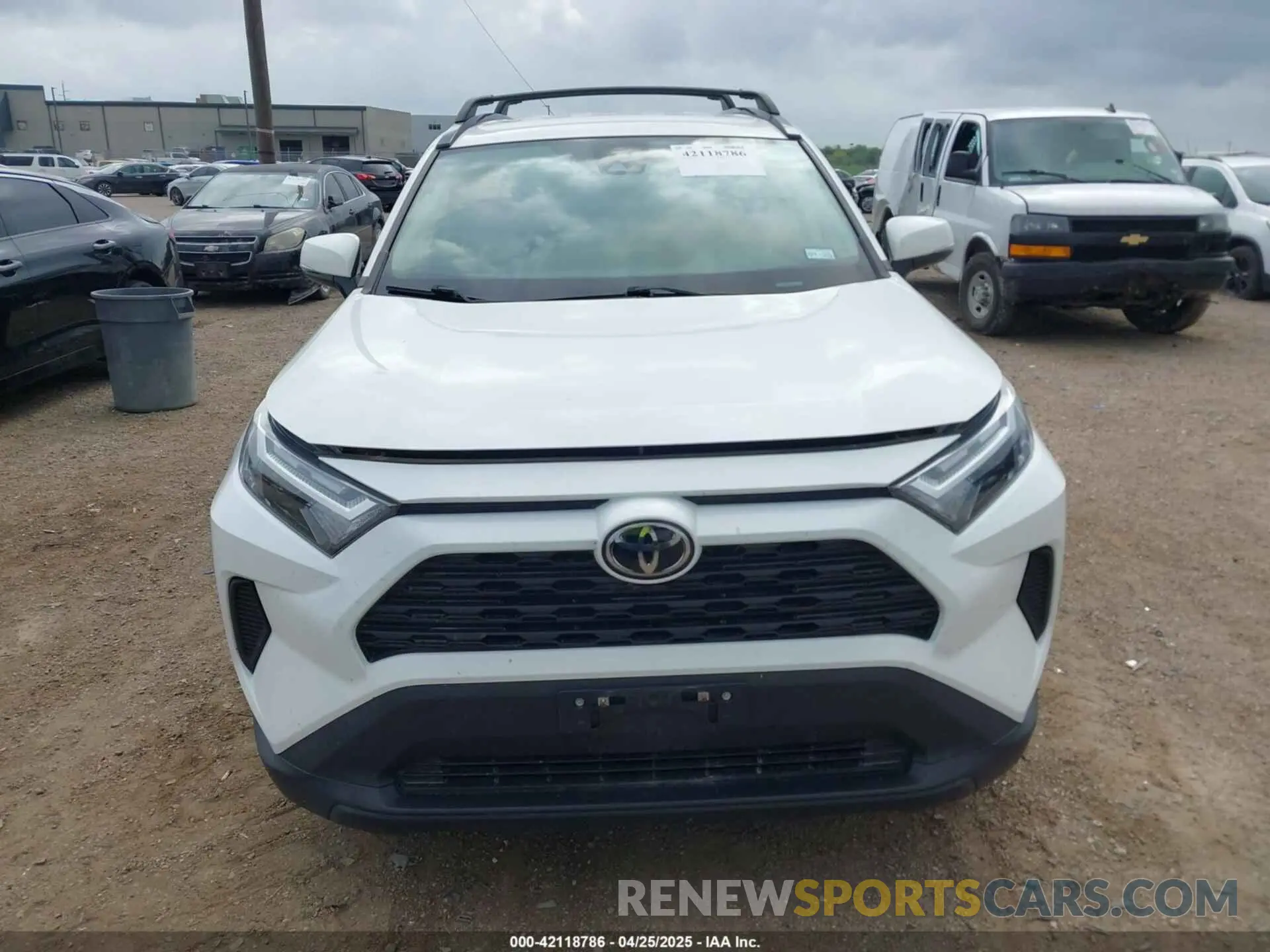 12 Фотография поврежденного автомобиля 2T3W1RFVXPC216590 TOYOTA RAV4 2023