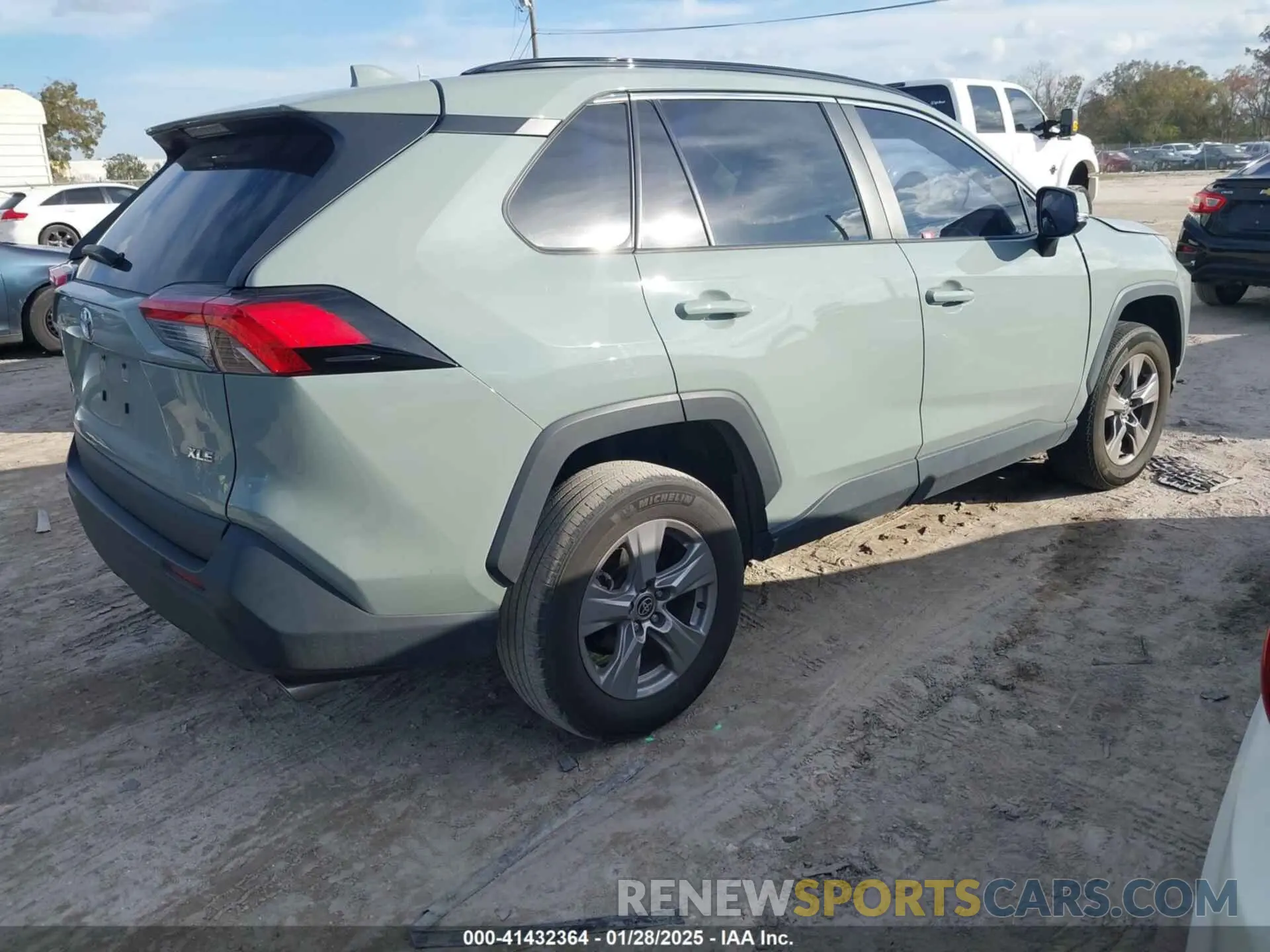 4 Фотография поврежденного автомобиля 2T3W1RFVXPW245683 TOYOTA RAV4 2023
