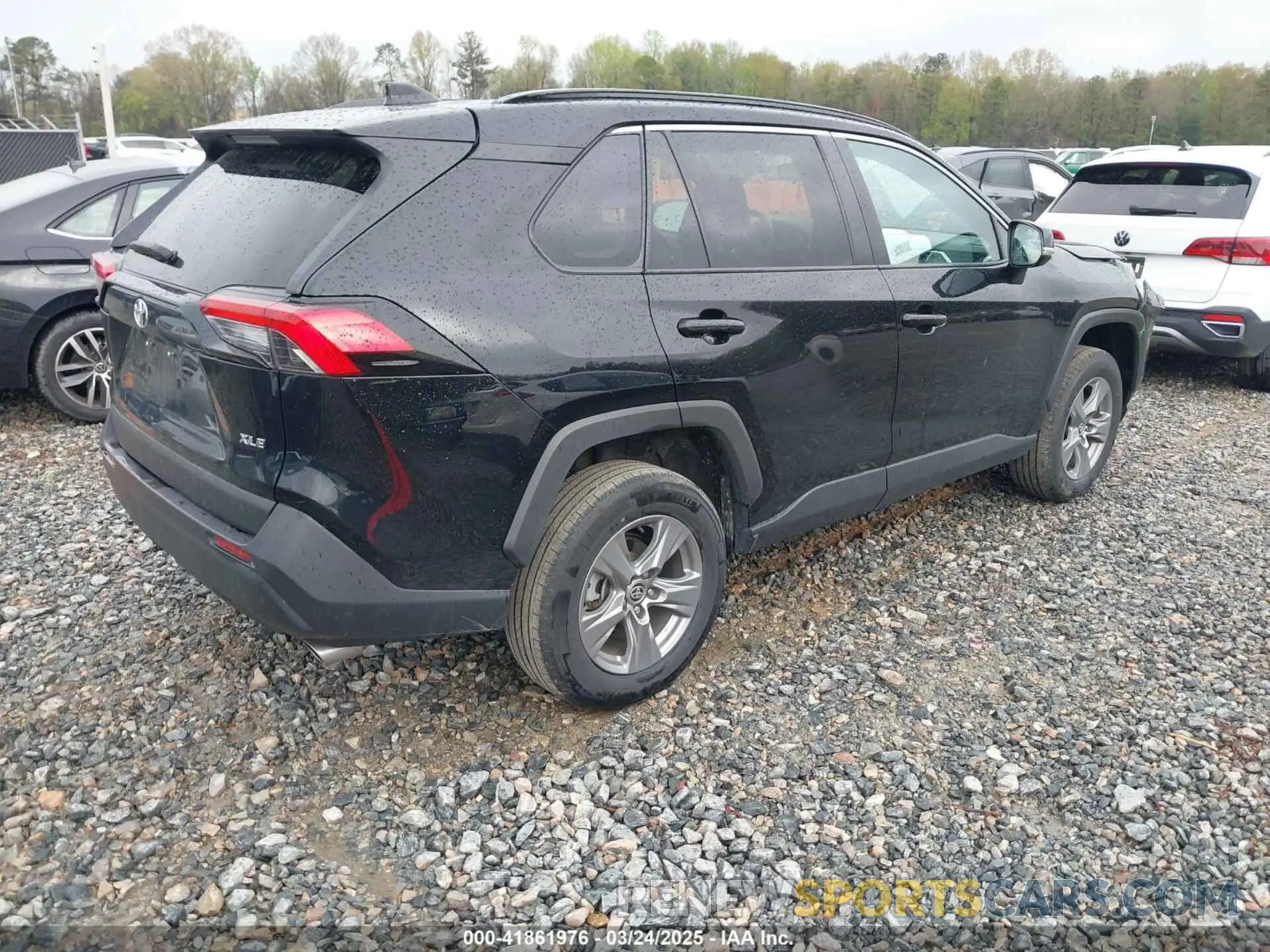 4 Photograph of a damaged car 2T3W1RFVXPW274391 TOYOTA RAV4 2023