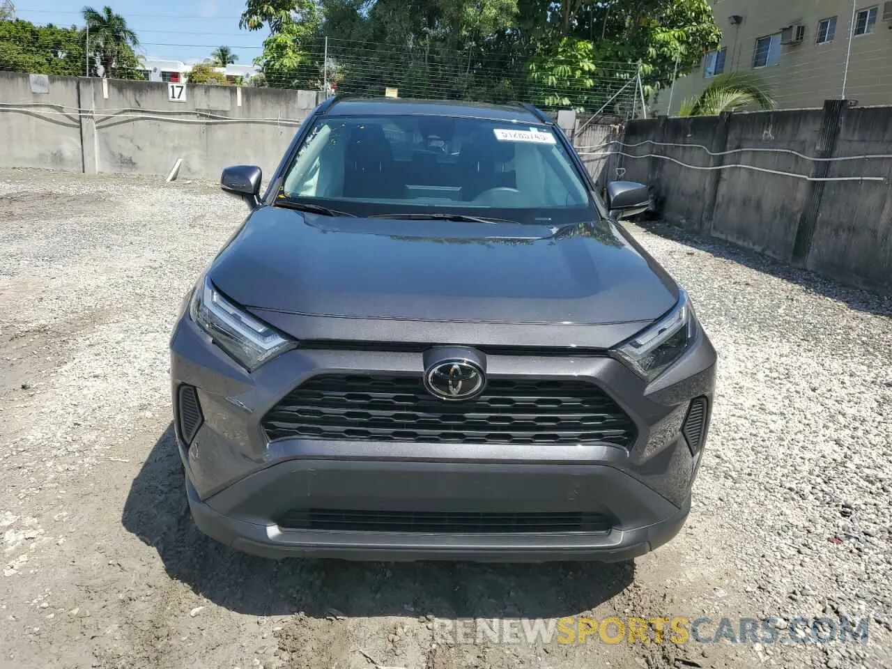 5 Фотография поврежденного автомобиля 2T3W1RFVXPW283902 TOYOTA RAV4 2023