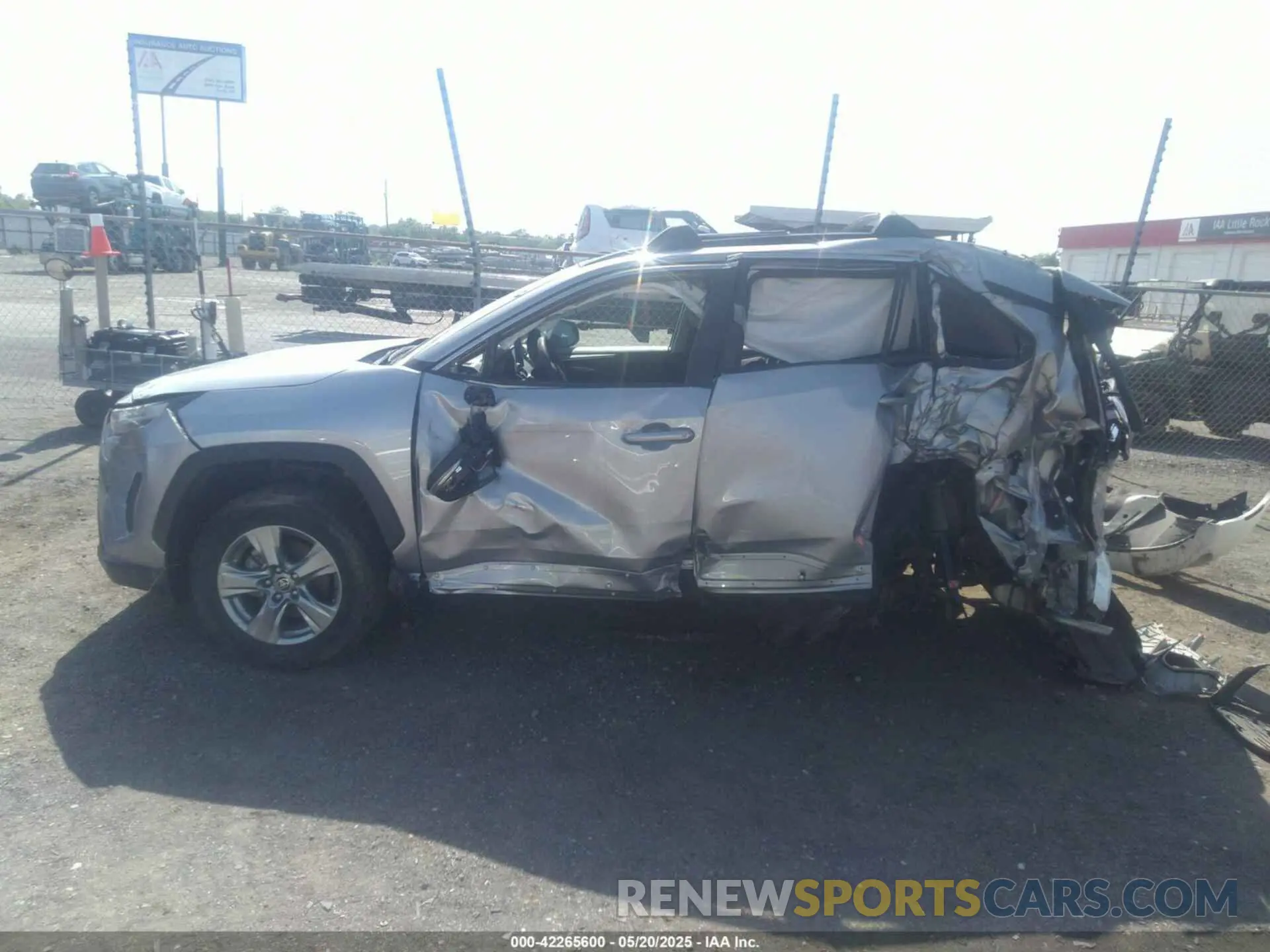 14 Photograph of a damaged car 2T3W1RFVXPW288226 TOYOTA RAV4 2023