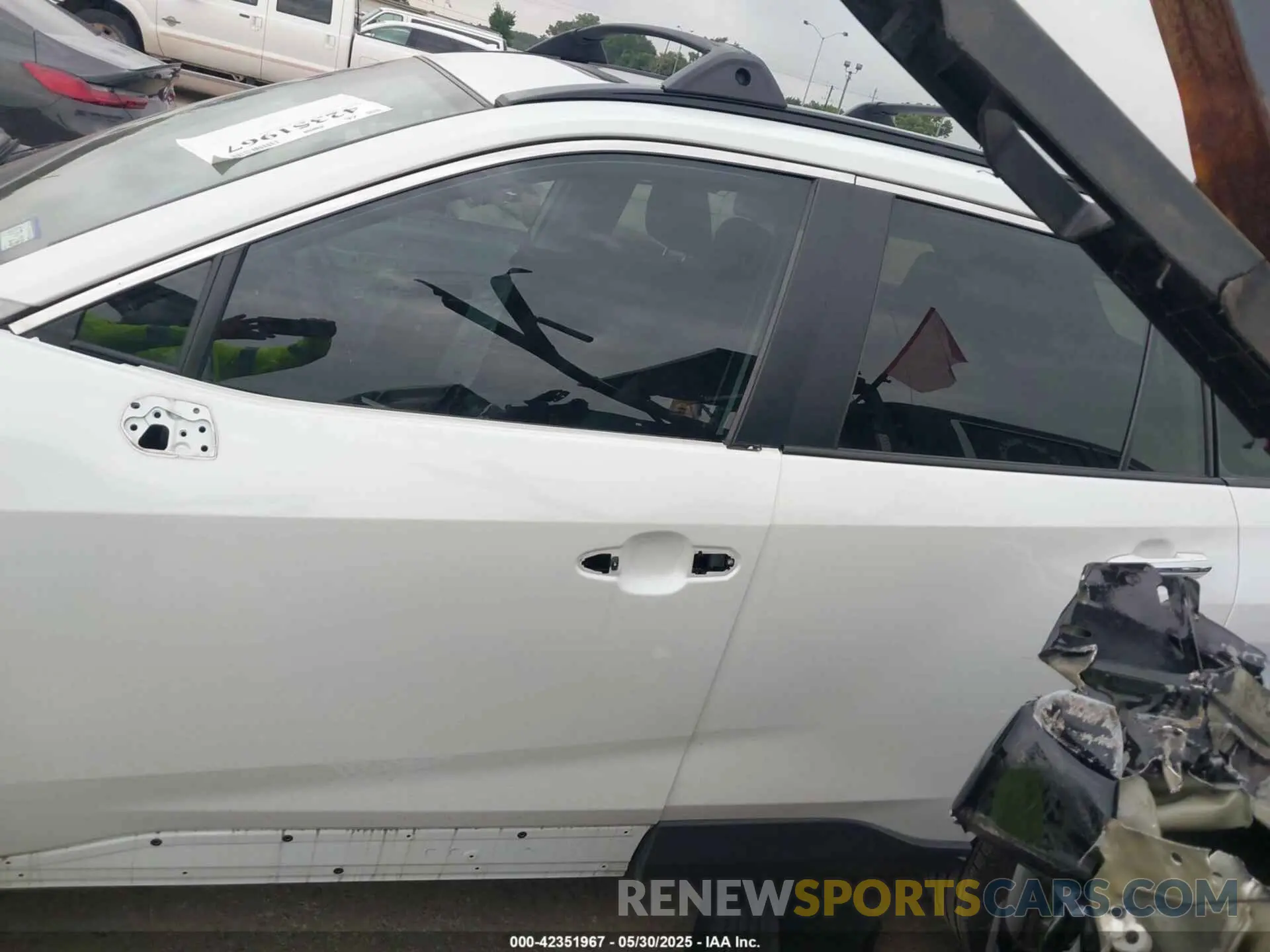 15 Photograph of a damaged car 2T3Y1RFV8PW283292 TOYOTA RAV4 2023