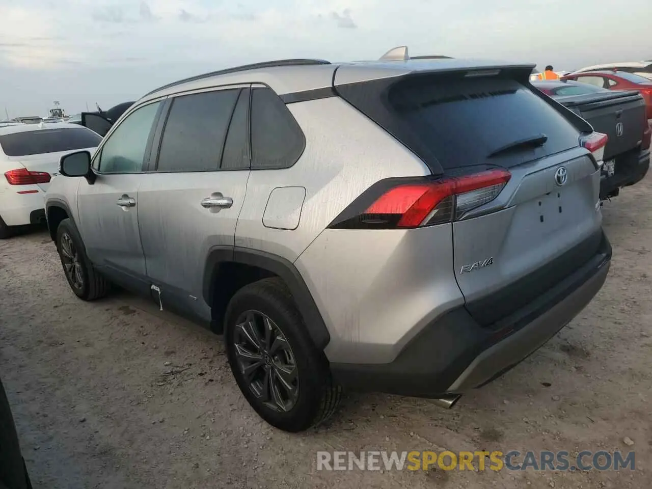 2 Photograph of a damaged car 4T3D6RFV6PU118177 TOYOTA RAV4 2023