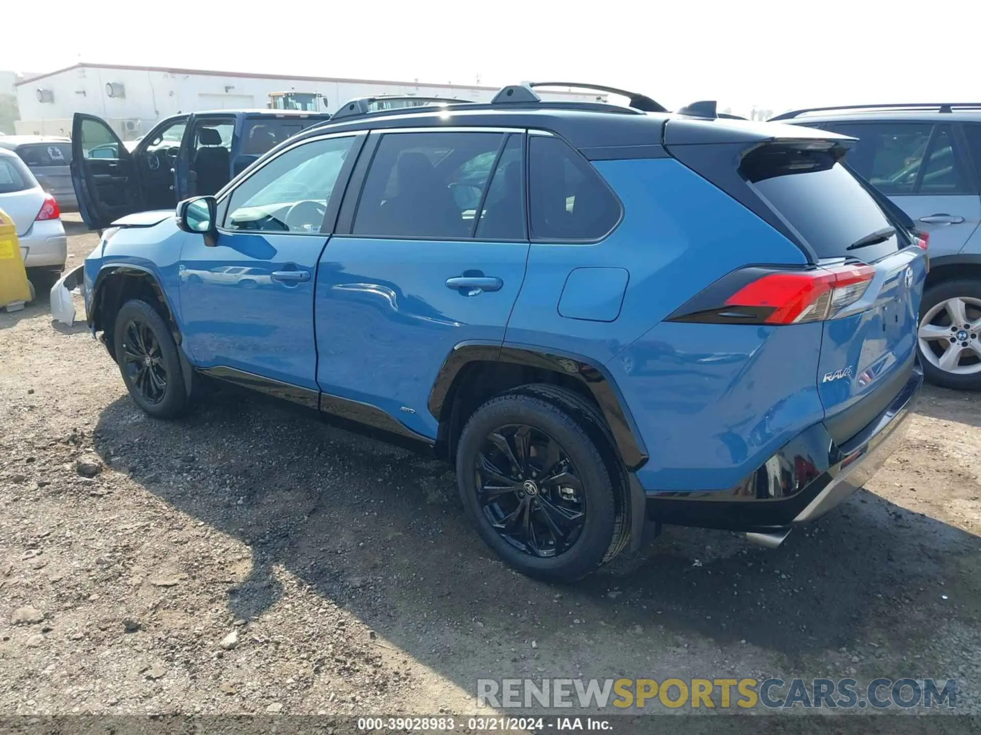 3 Фотография поврежденного автомобиля 4T3E6RFV3PU108016 TOYOTA RAV4 2023