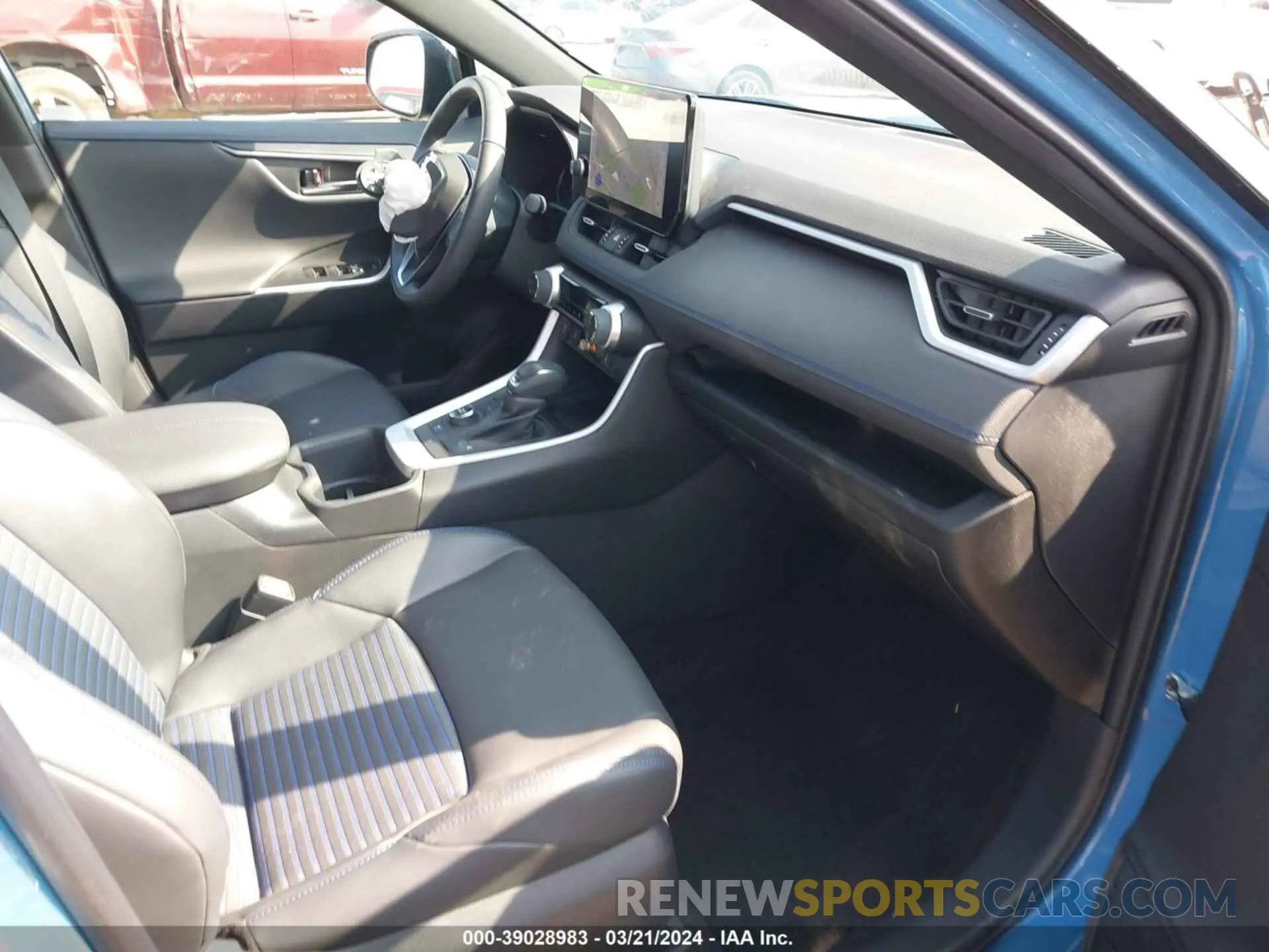 5 Фотография поврежденного автомобиля 4T3E6RFV3PU108016 TOYOTA RAV4 2023