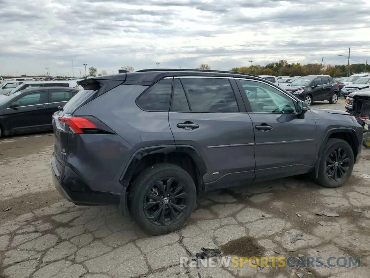 3 Photograph of a damaged car 4T3E6RFV7PU123943 TOYOTA RAV4 2023