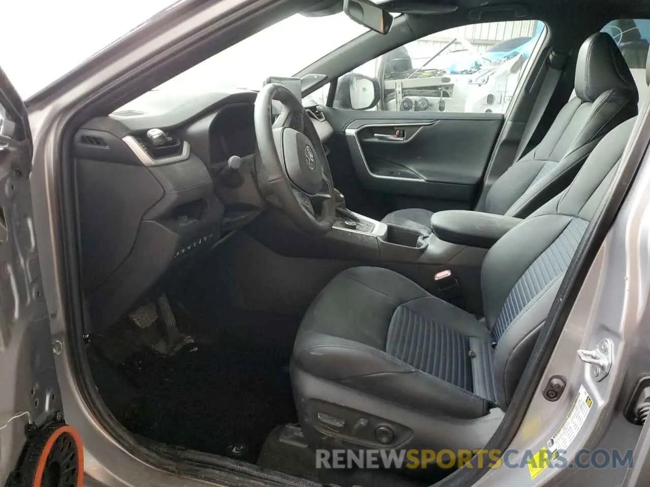 7 Фотография поврежденного автомобиля 4T3E6RFV7PU133100 TOYOTA RAV4 2023