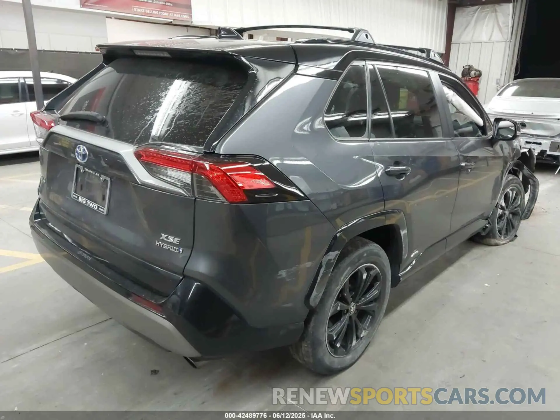 4 Фотография поврежденного автомобиля 4T3E6RFV8PU107041 TOYOTA RAV4 2023