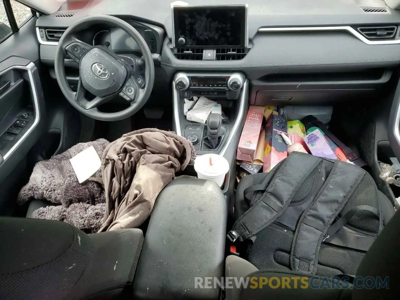 8 Photograph of a damaged car 4T3MWRFV3PU091097 TOYOTA RAV4 2023