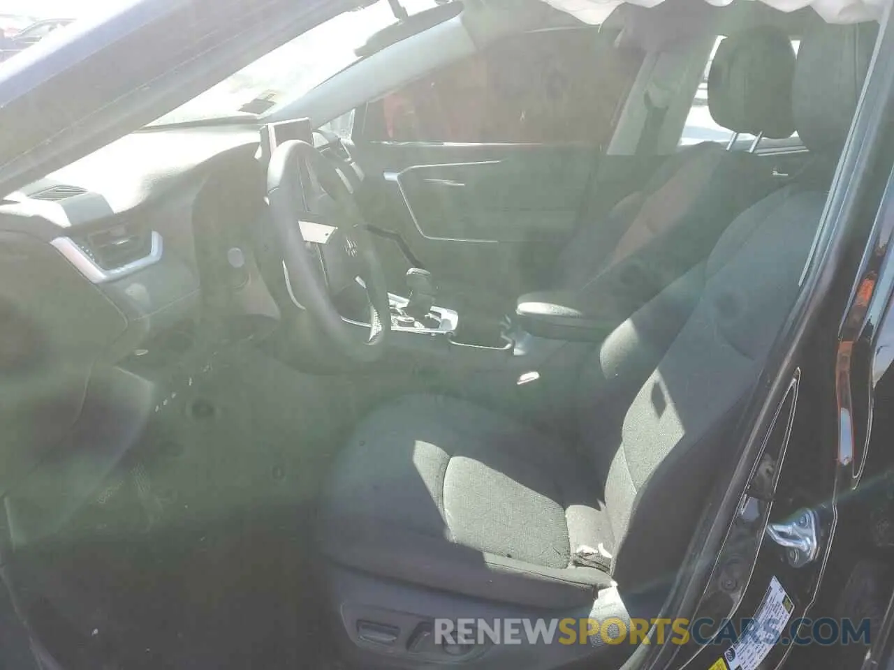 7 Фотография поврежденного автомобиля 4T3RWRFV1PU104189 TOYOTA RAV4 2023