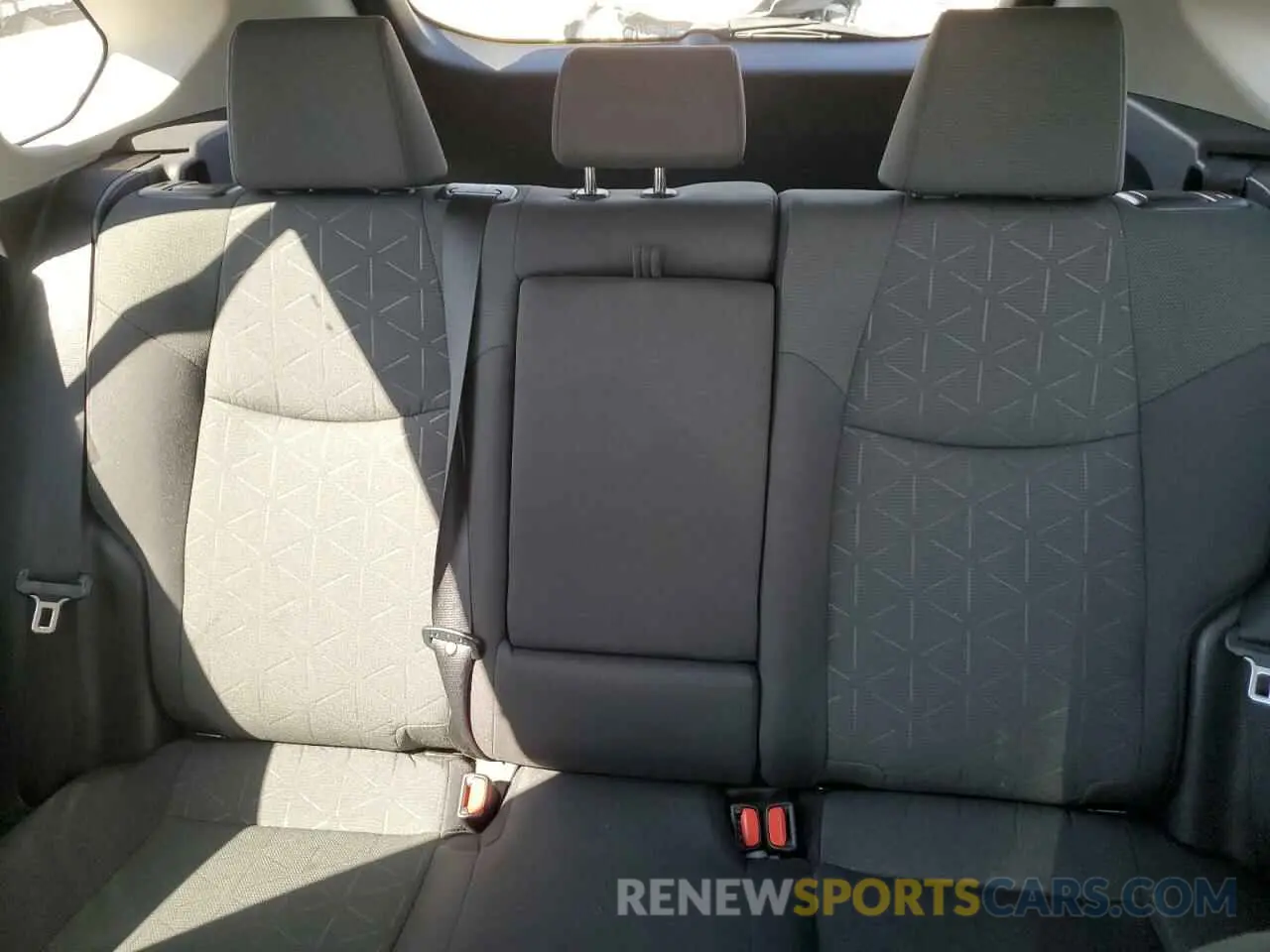 10 Photograph of a damaged car 4T3RWRFV6PU105337 TOYOTA RAV4 2023
