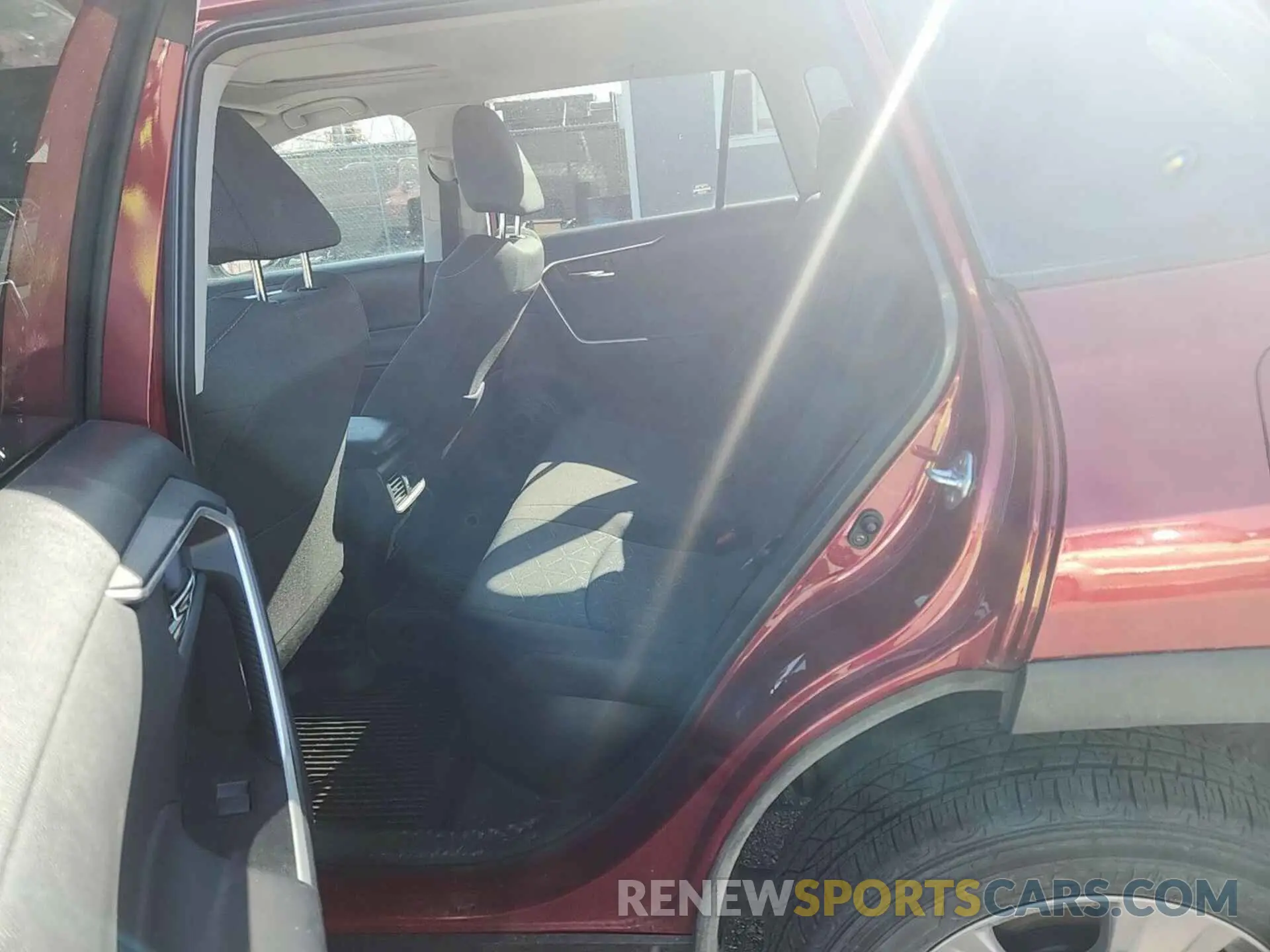 8 Photograph of a damaged car 4T3RWRFV9PU084614 TOYOTA RAV4 2023
