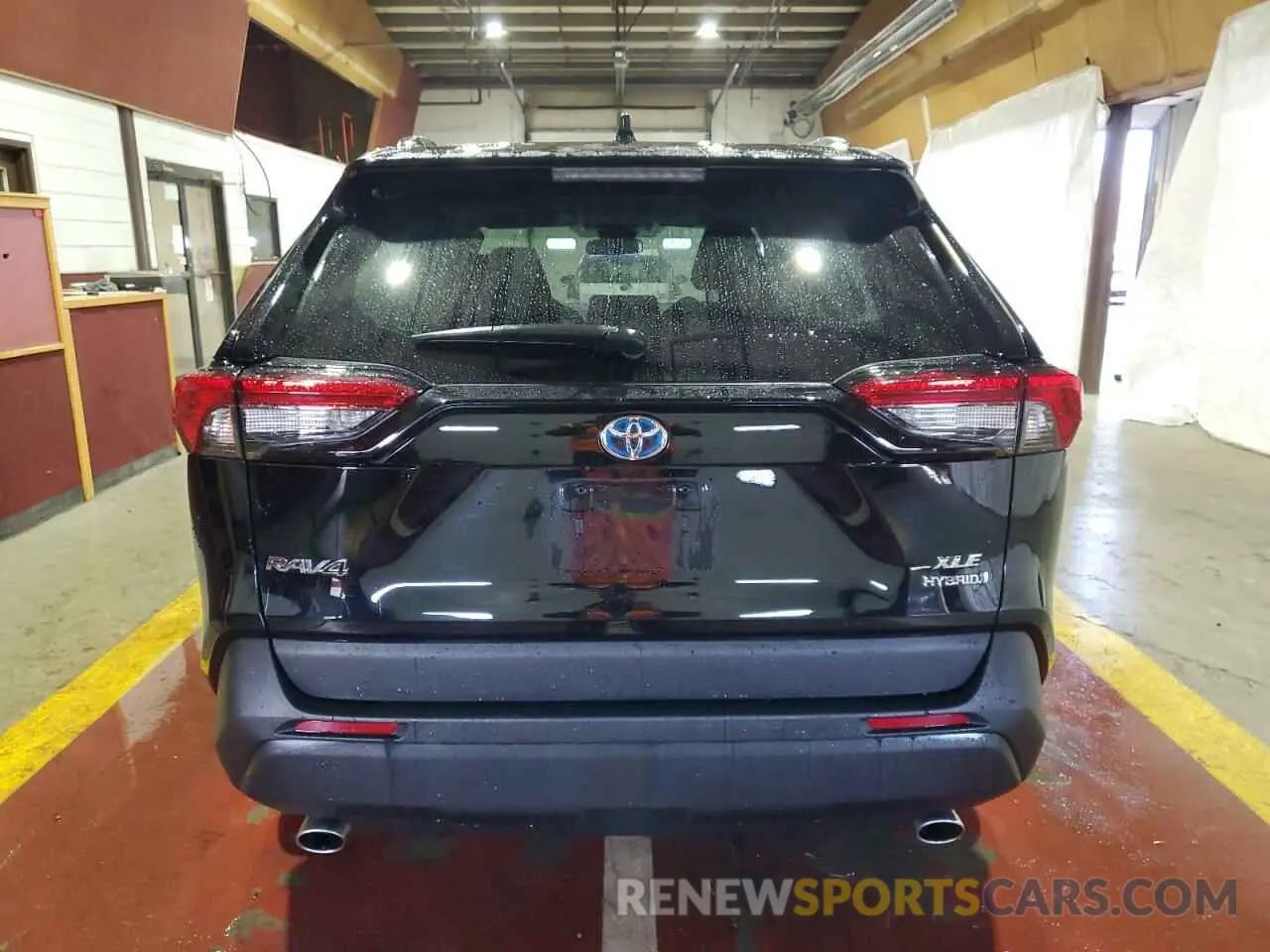 6 Photograph of a damaged car 4T3RWRFV9PU091336 TOYOTA RAV4 2023