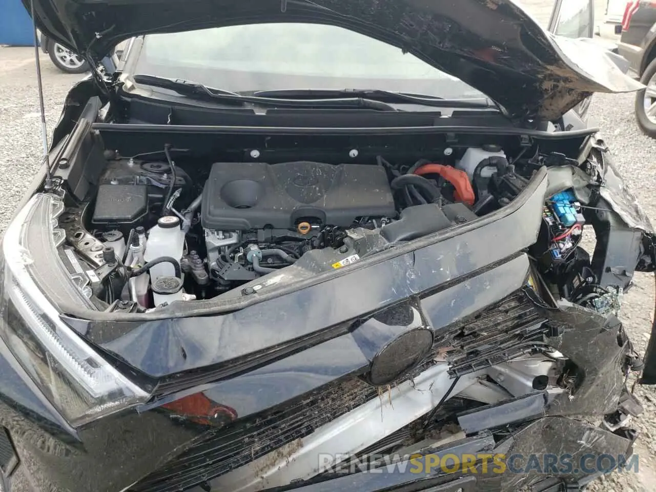 12 Photograph of a damaged car 4T3T6RFV3PU130735 TOYOTA RAV4 2023