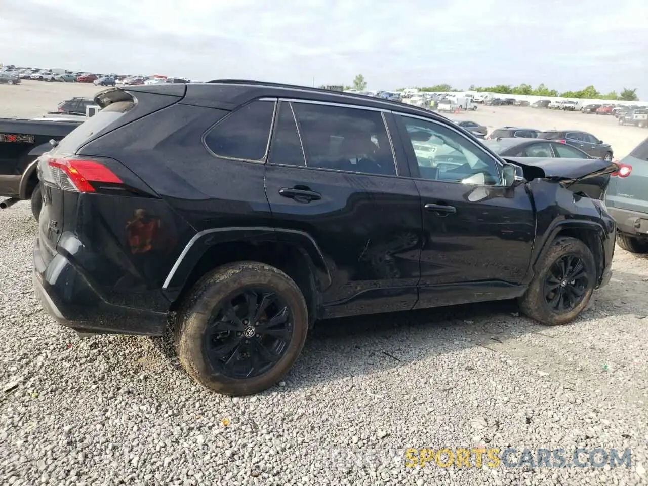 3 Photograph of a damaged car 4T3T6RFV3PU130735 TOYOTA RAV4 2023
