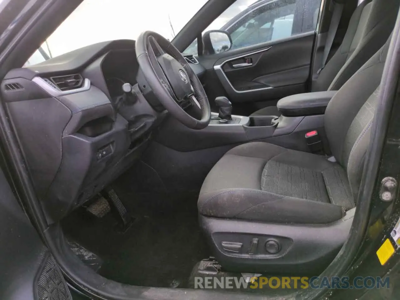 7 Фотография поврежденного автомобиля 4T3T6RFV7PU112948 TOYOTA RAV4 2023