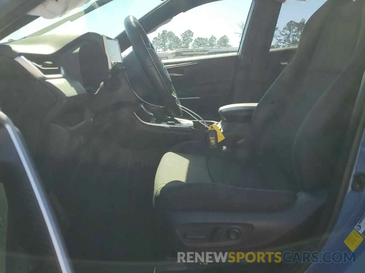 7 Photograph of a damaged car JTM16RFV3PJ025313 TOYOTA RAV4 2023