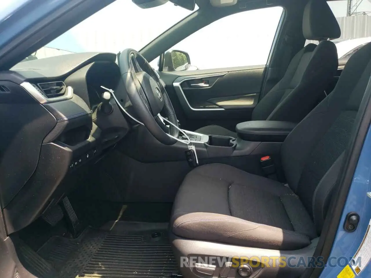 7 Photograph of a damaged car JTM16RFV5PD088590 TOYOTA RAV4 2023