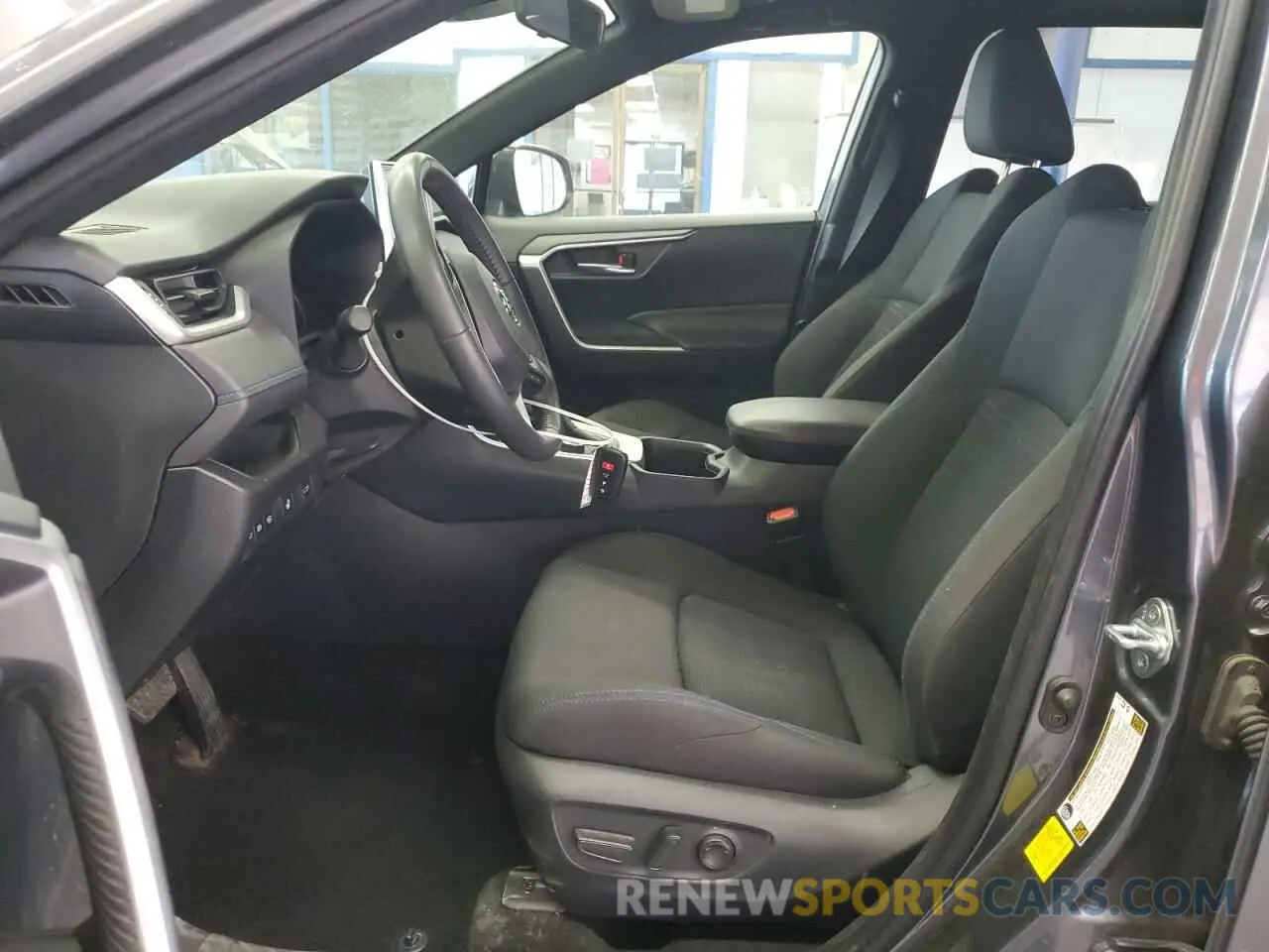 7 Photograph of a damaged car JTM16RFV9PD107948 TOYOTA RAV4 2023