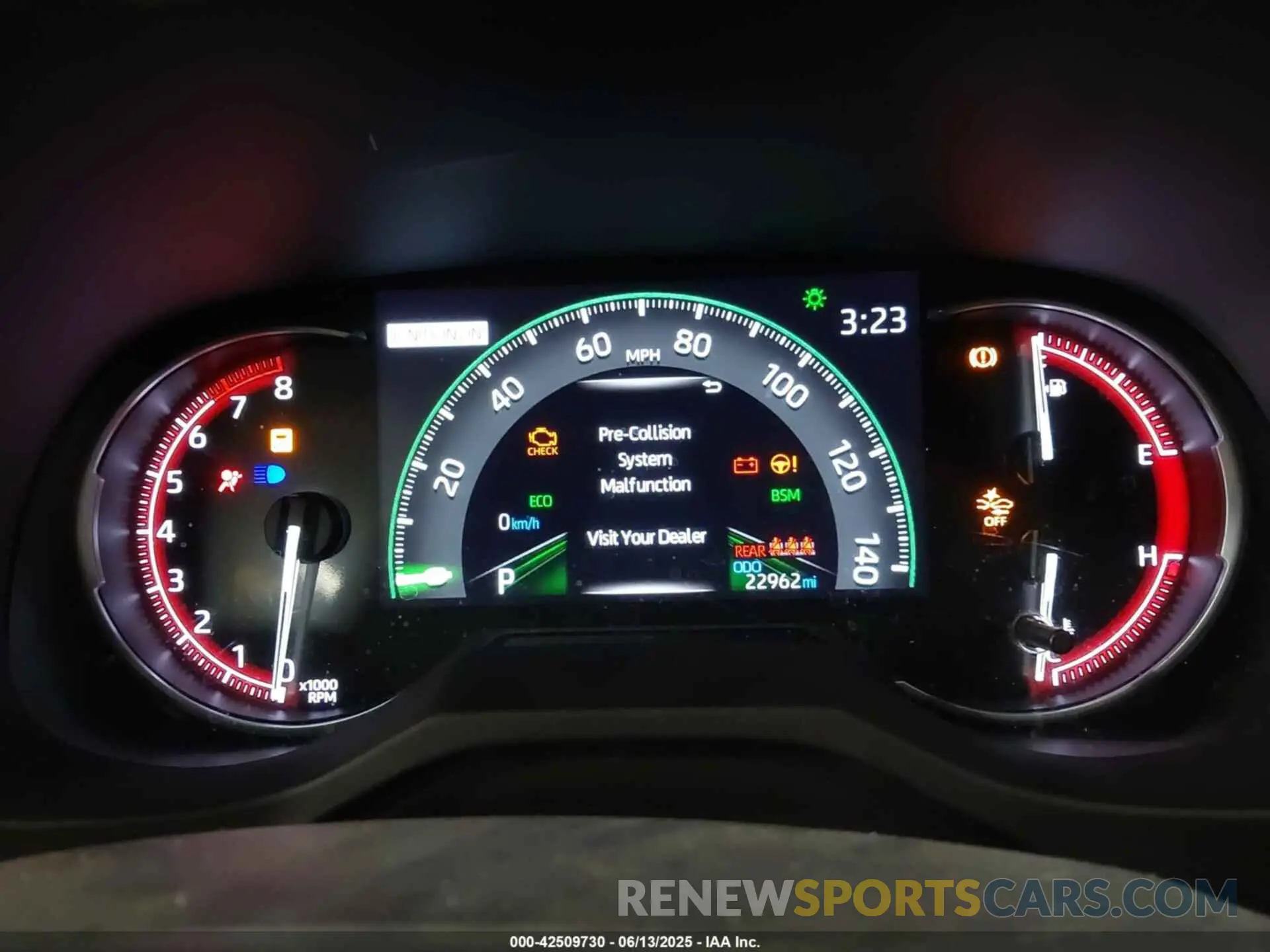 7 Фотография поврежденного автомобиля JTMA1RFV7PD097029 TOYOTA RAV4 2023