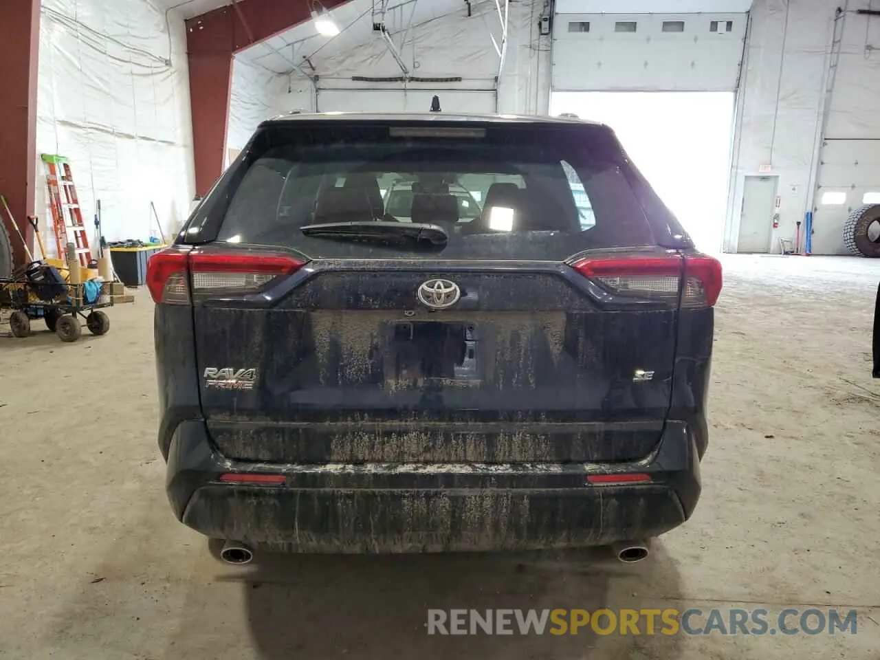 6 Фотография поврежденного автомобиля JTMAB3FV5PD138509 TOYOTA RAV4 2023