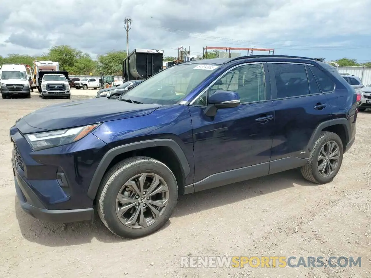 1 Фотография поврежденного автомобиля JTMB6RFV1PD100836 TOYOTA RAV4 2023